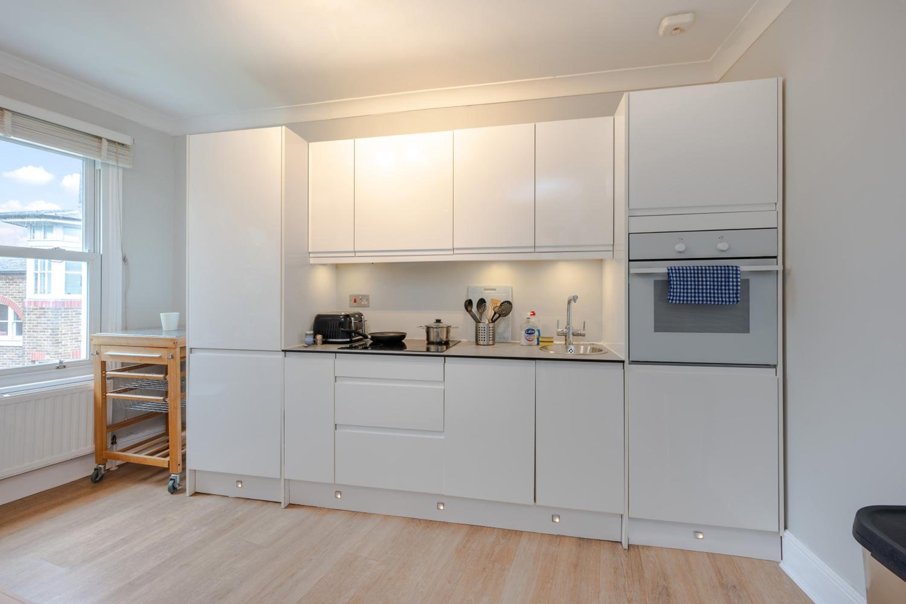 Cosy 2 Bed in Kensington Olympia