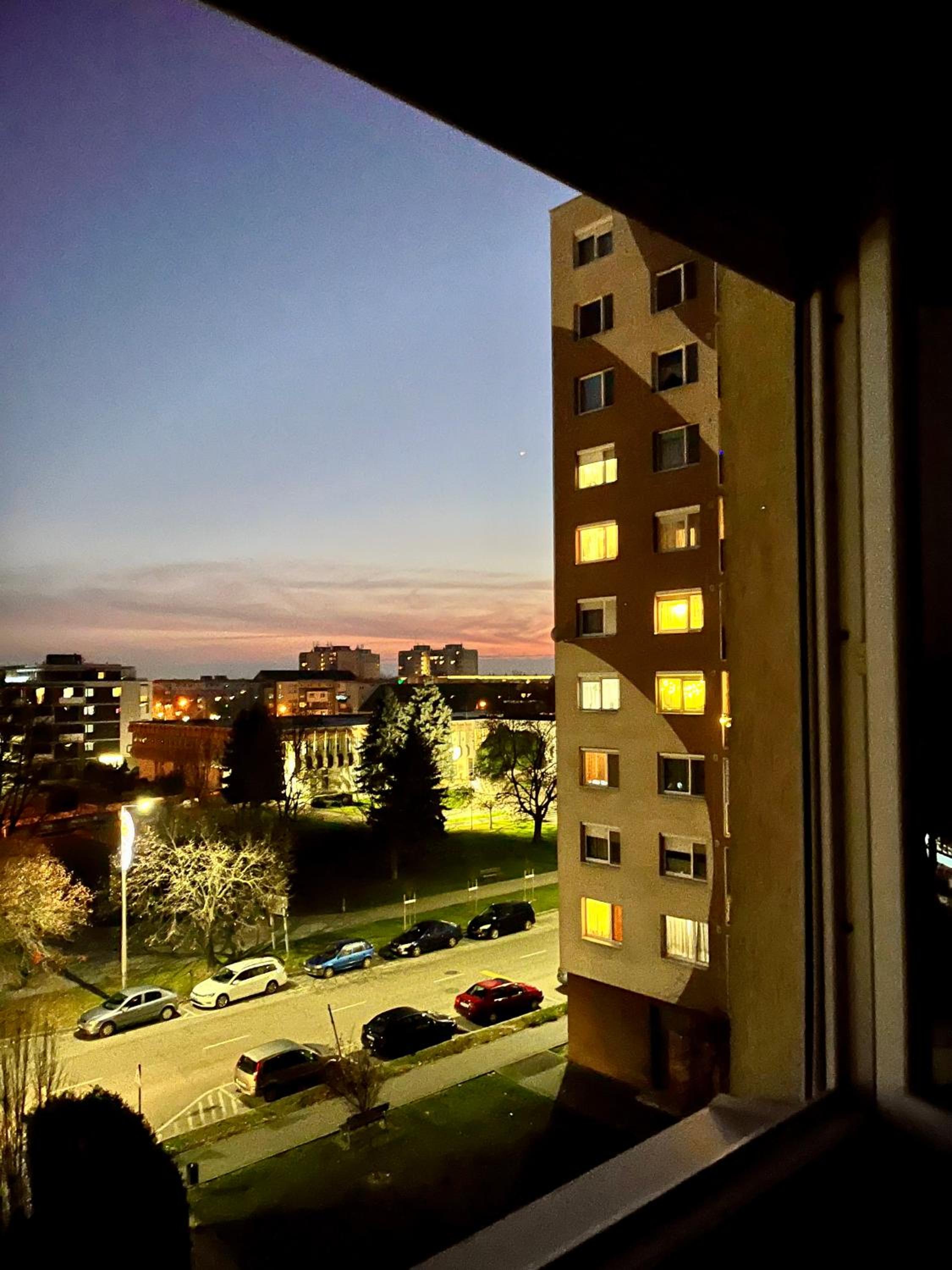 Suite Apartment