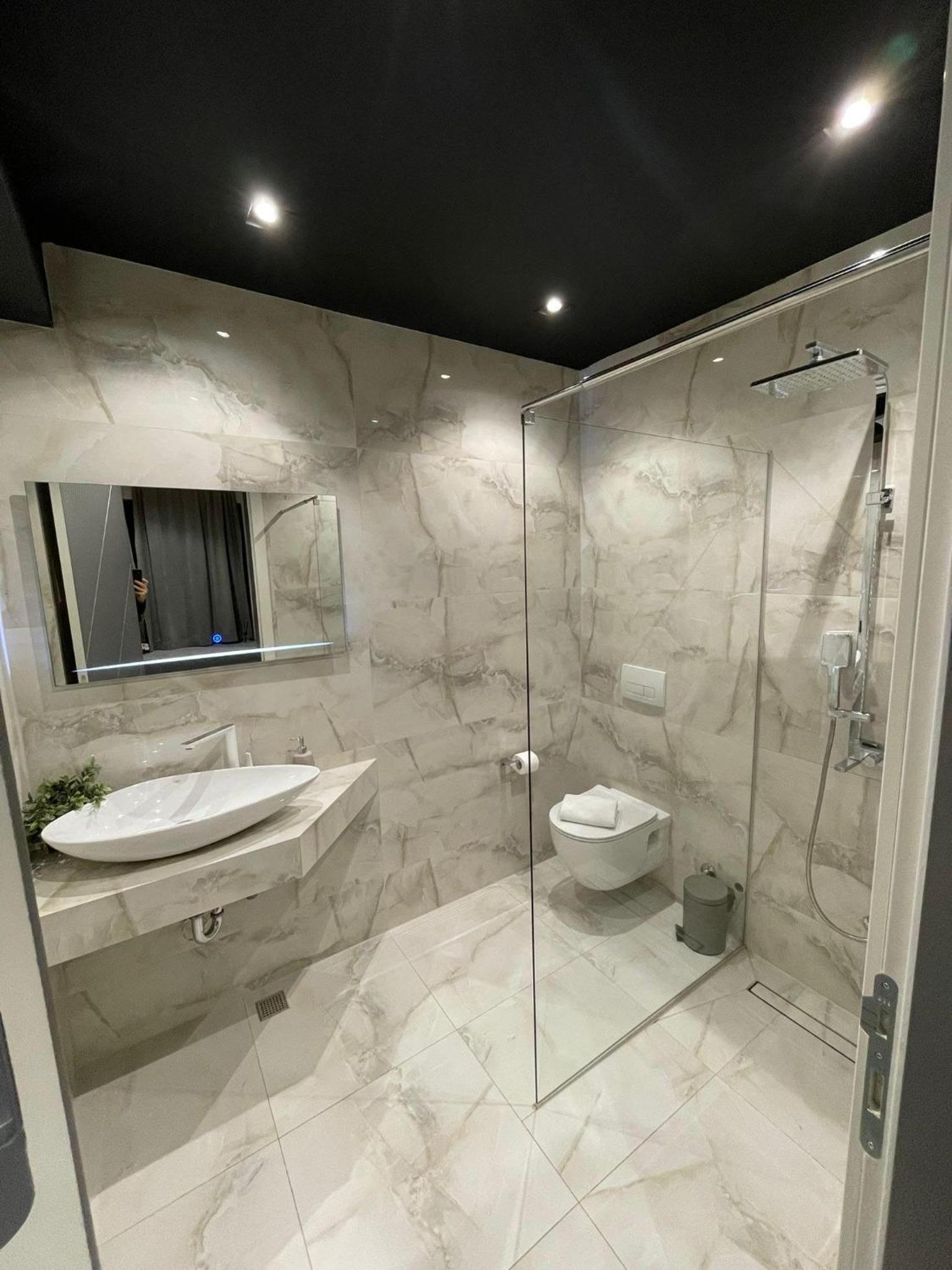 Apartments AMALFI Old Town FREE Parking