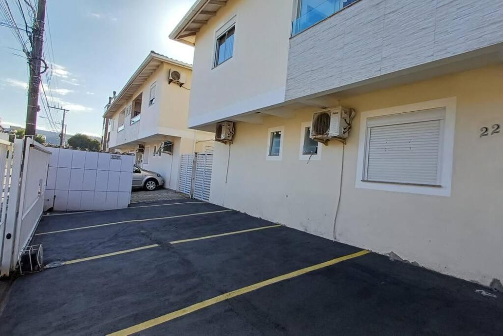 Apartamento a 450m da Praia dos Ingleses!