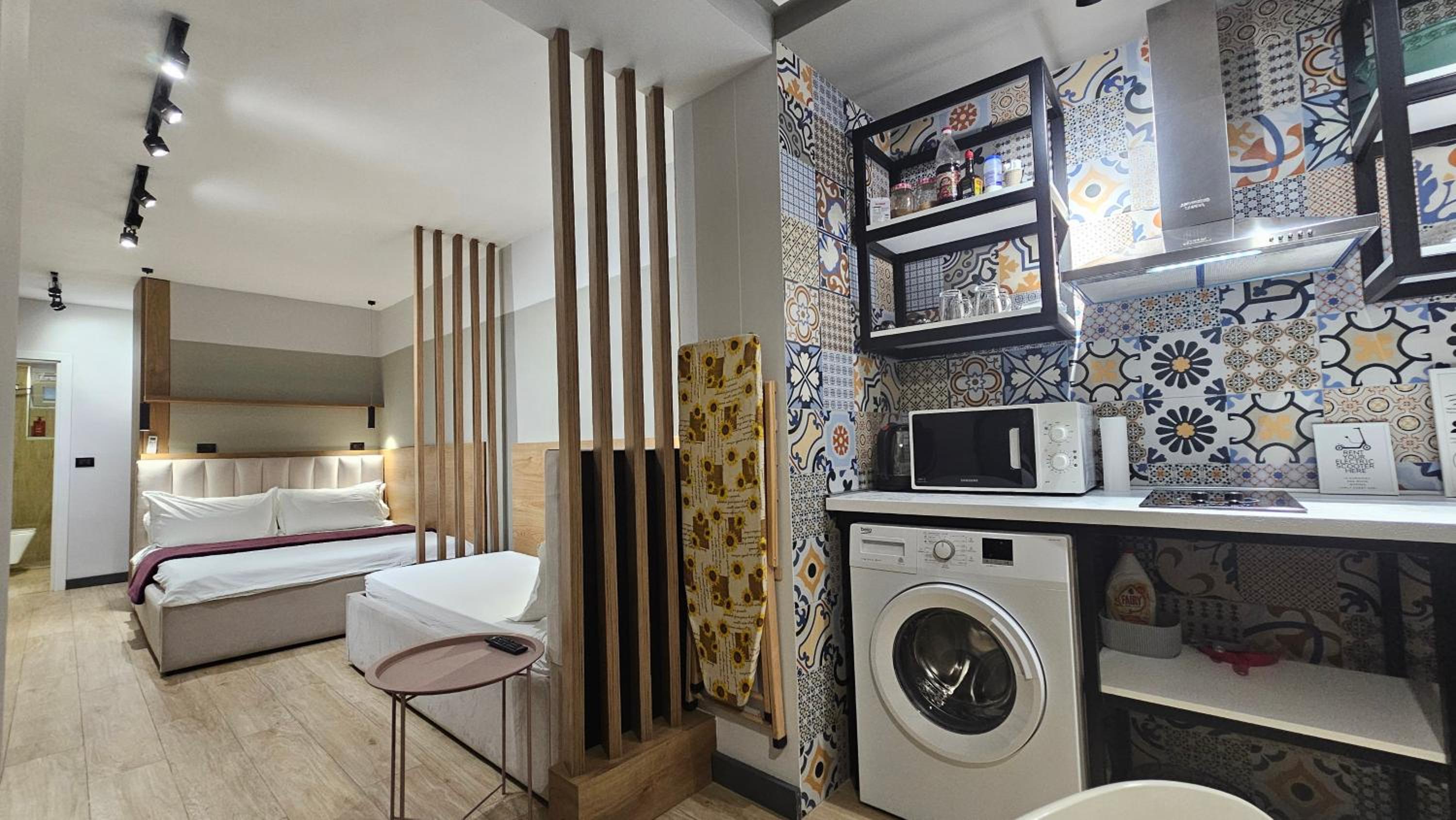 TAM Center Studio Apartment Next To Blloku No2