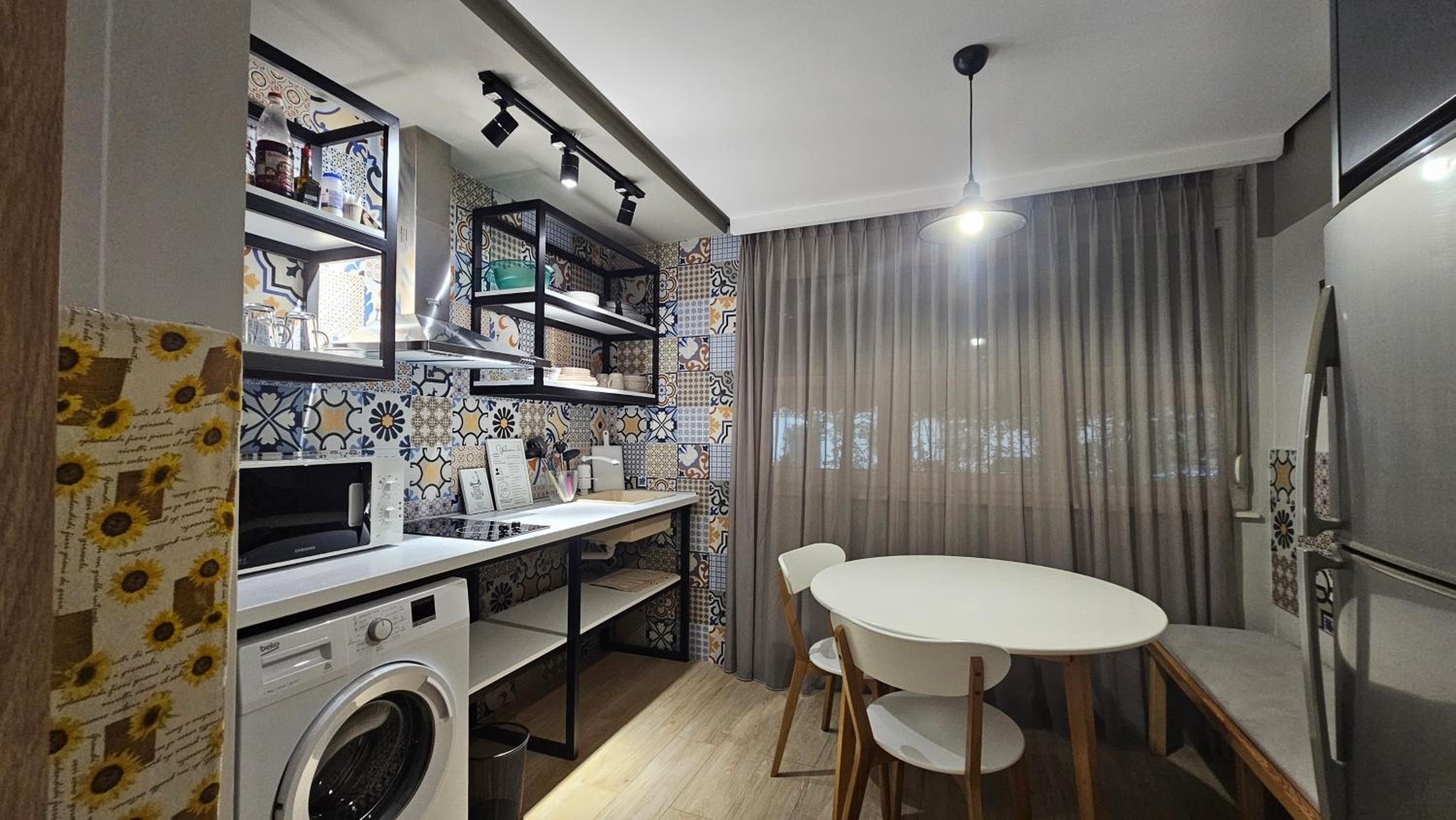 TAM Center Studio Apartment Next To Blloku No2