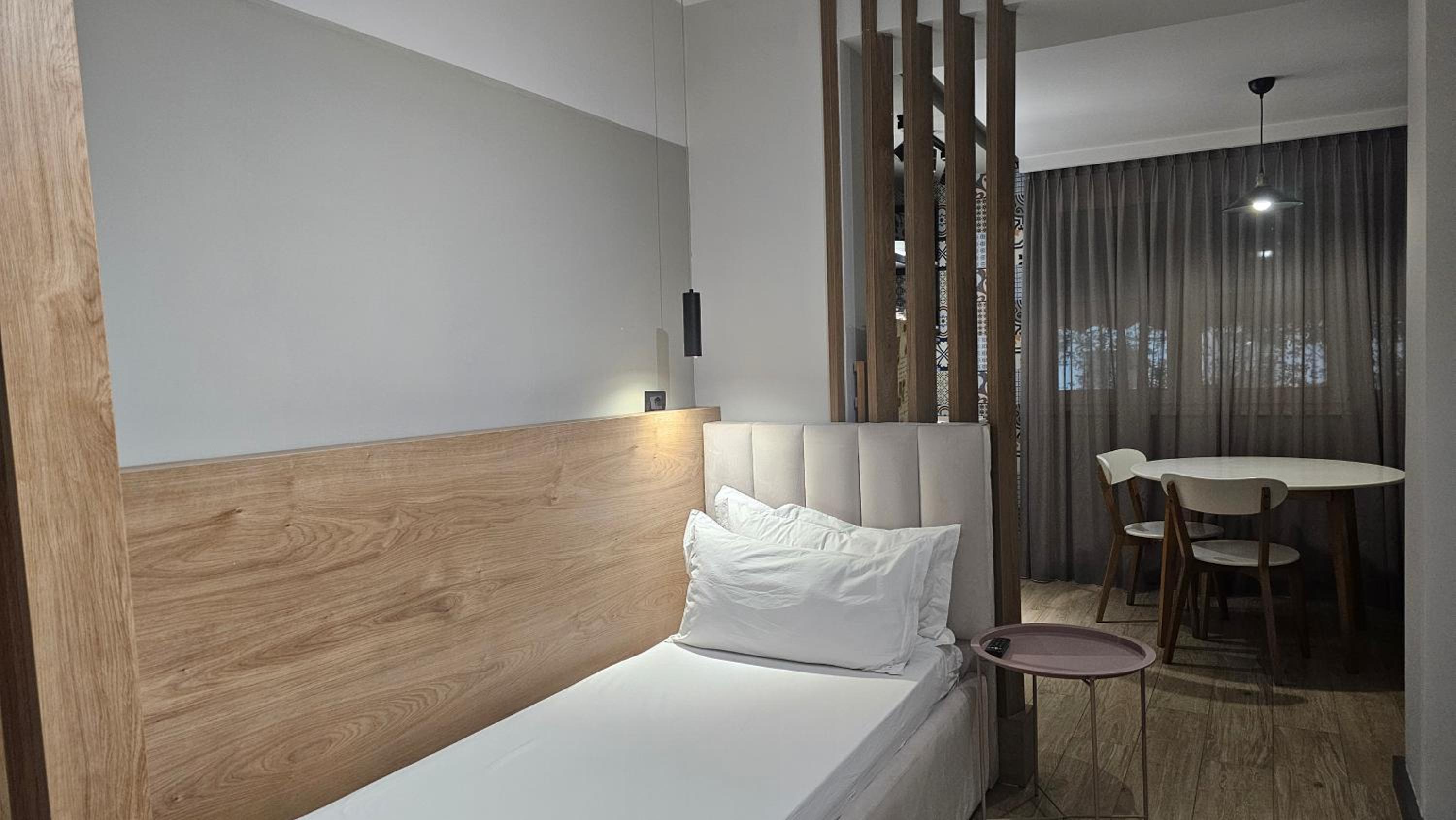 TAM Center Studio Apartment Next To Blloku No2