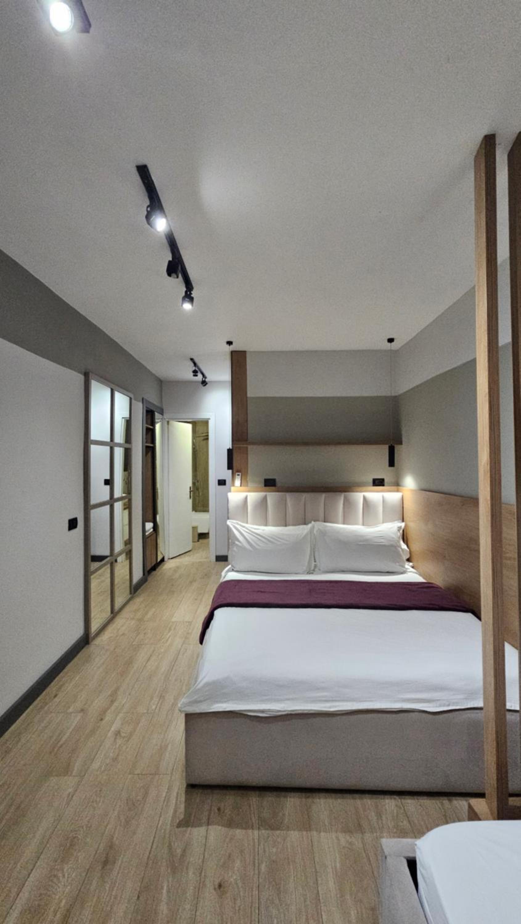 TAM Center Studio Apartment Next To Blloku No2