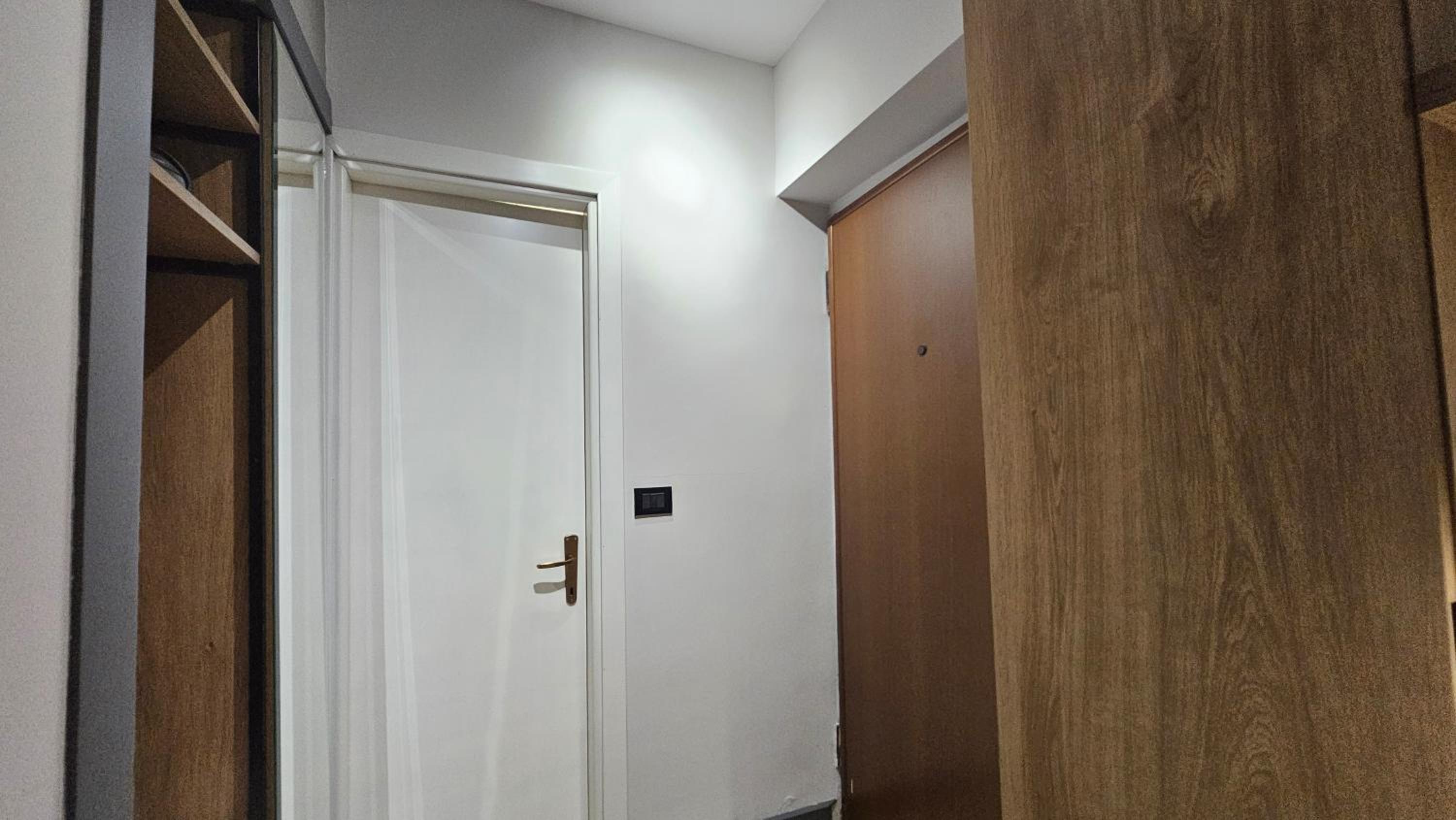 TAM Center Studio Apartment Next To Blloku No2
