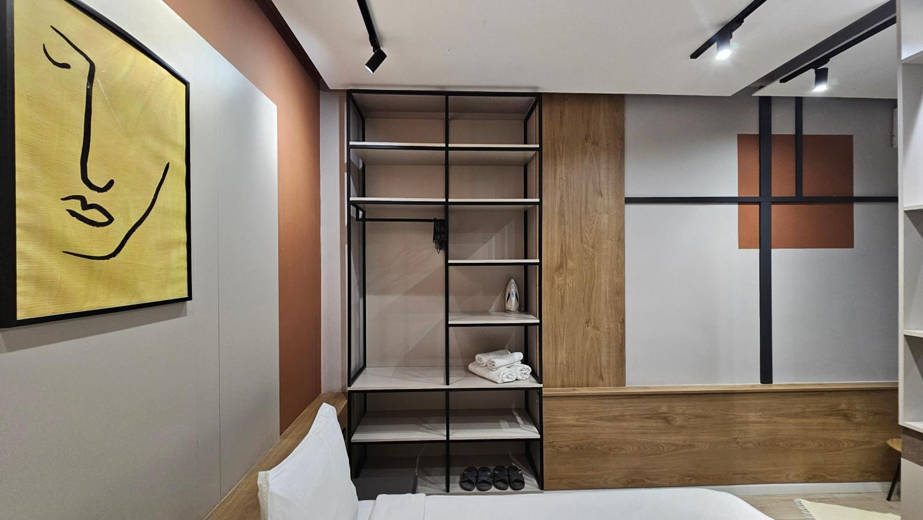 TAM Center Studio Apartment Next To Blloku No2