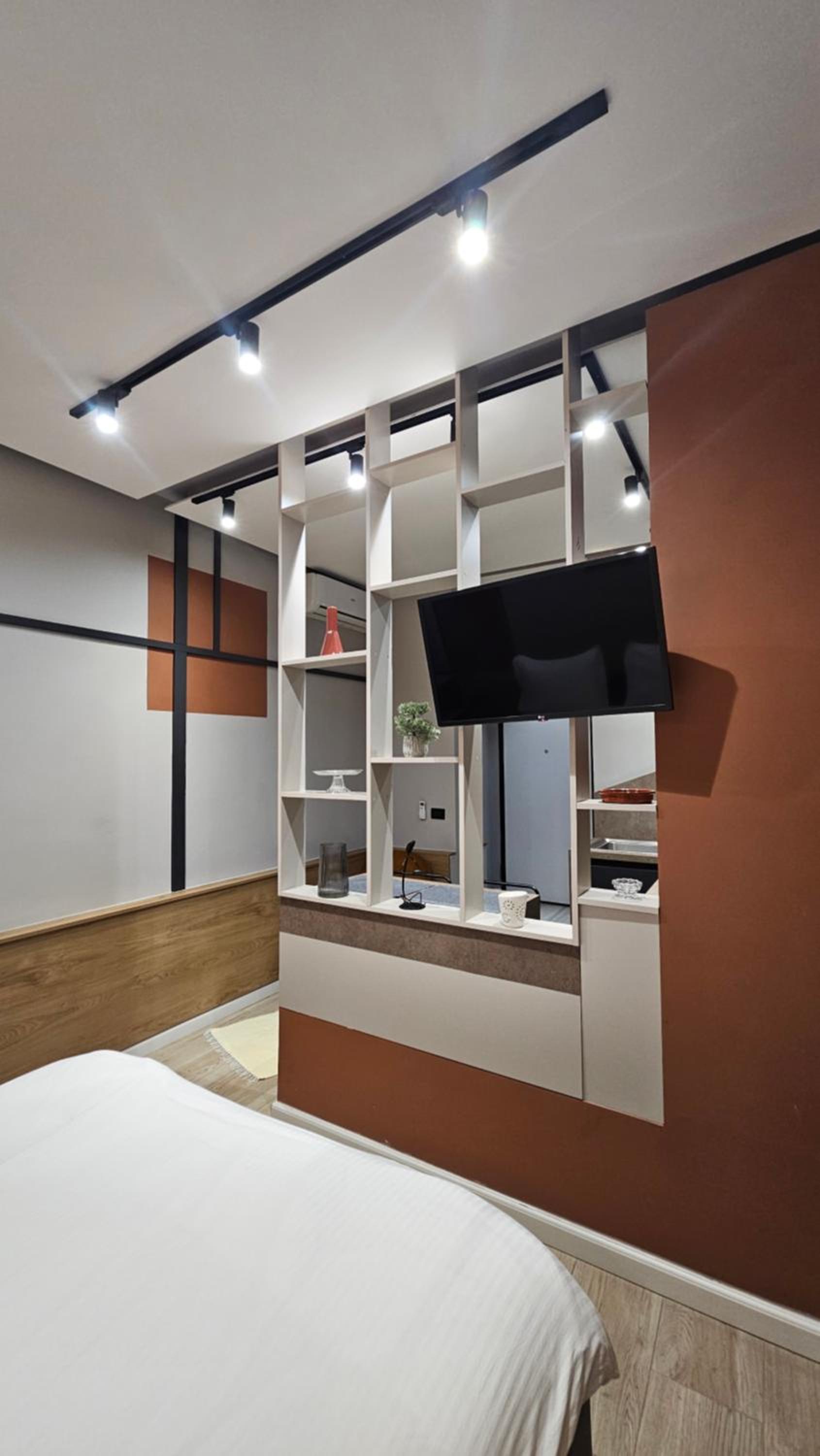 TAM Center Studio Apartment Next To Blloku No2