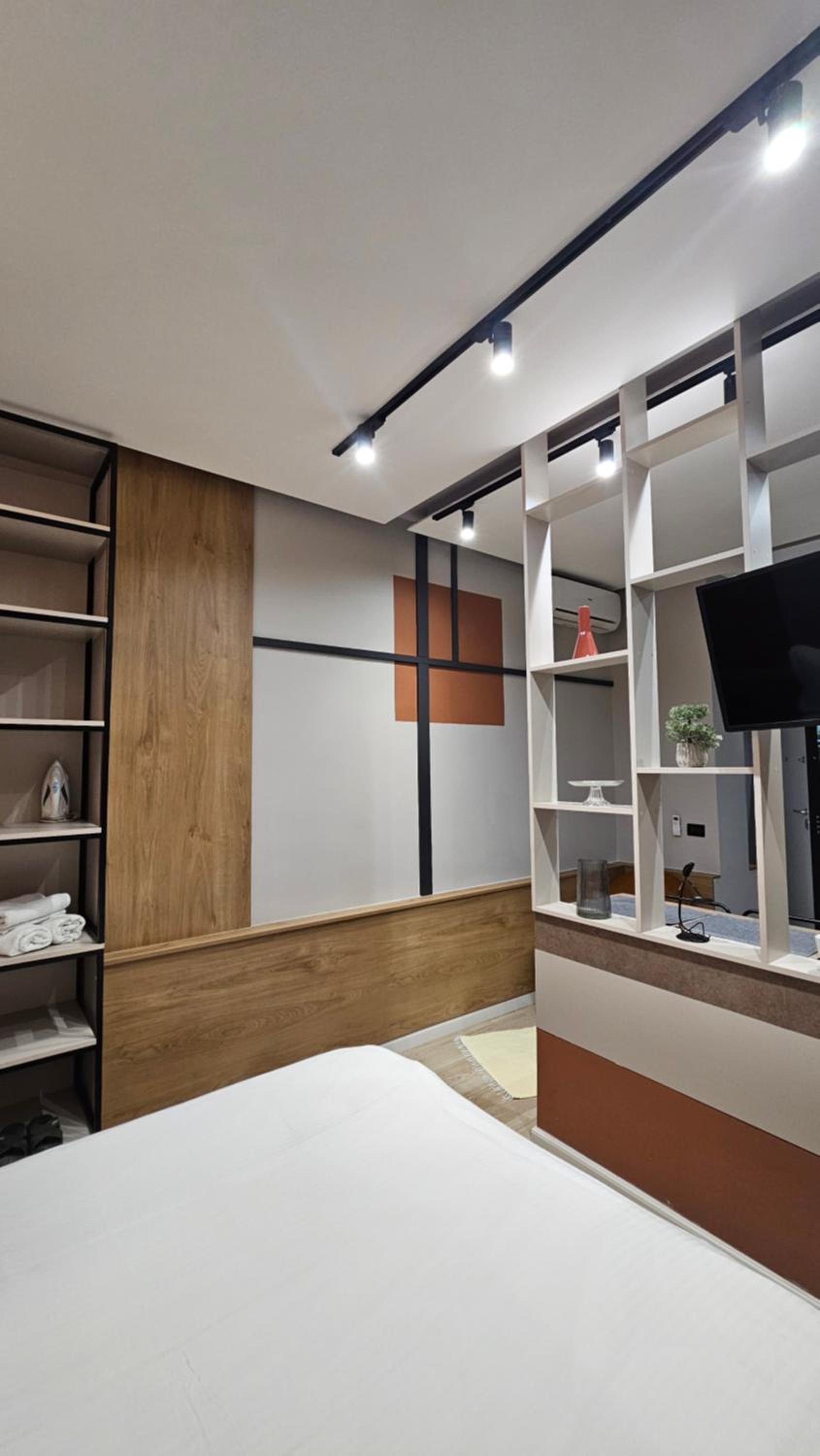 TAM Center Studio Apartment Next To Blloku No2