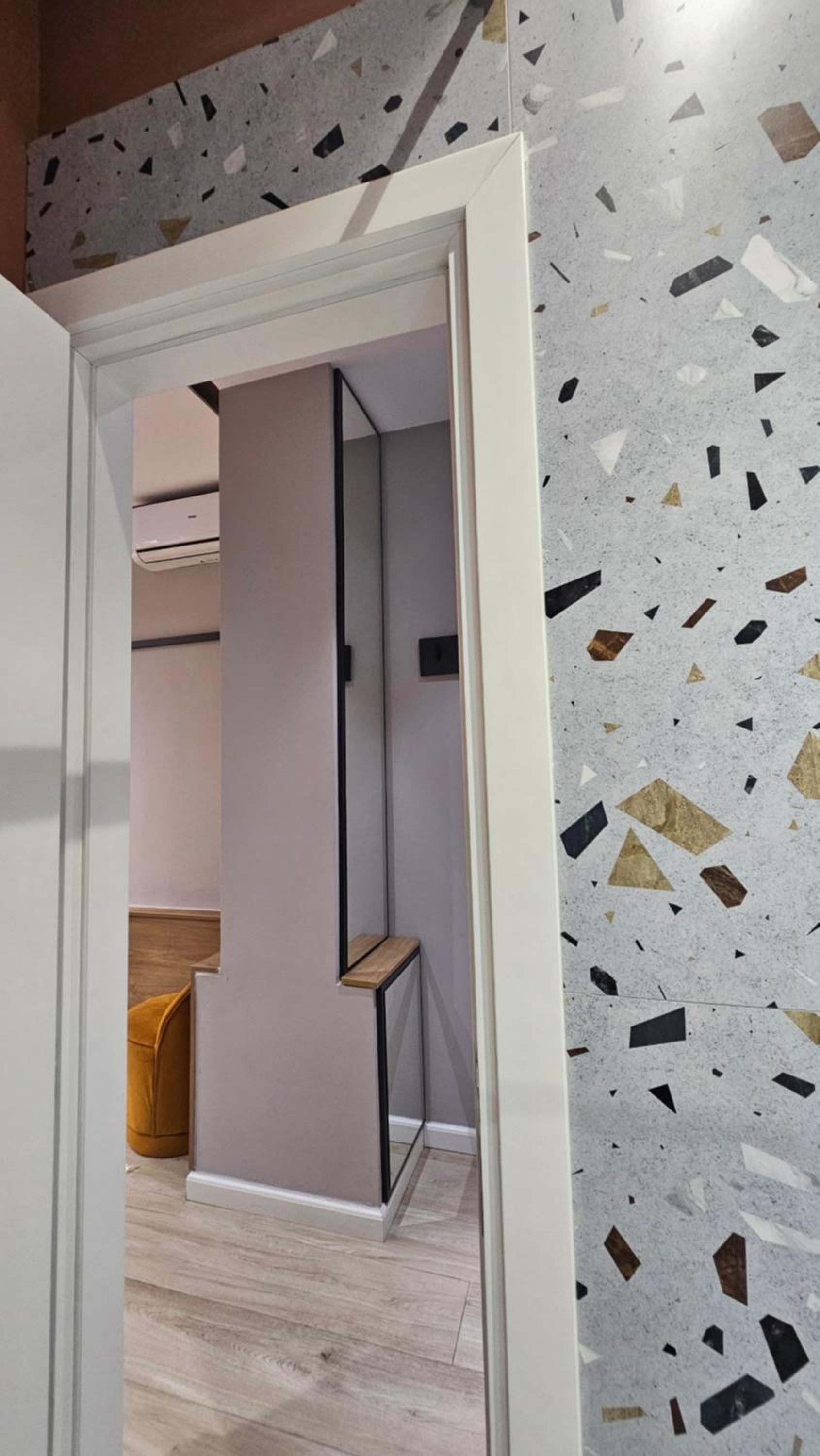 TAM Center Studio Apartment Next To Blloku No2