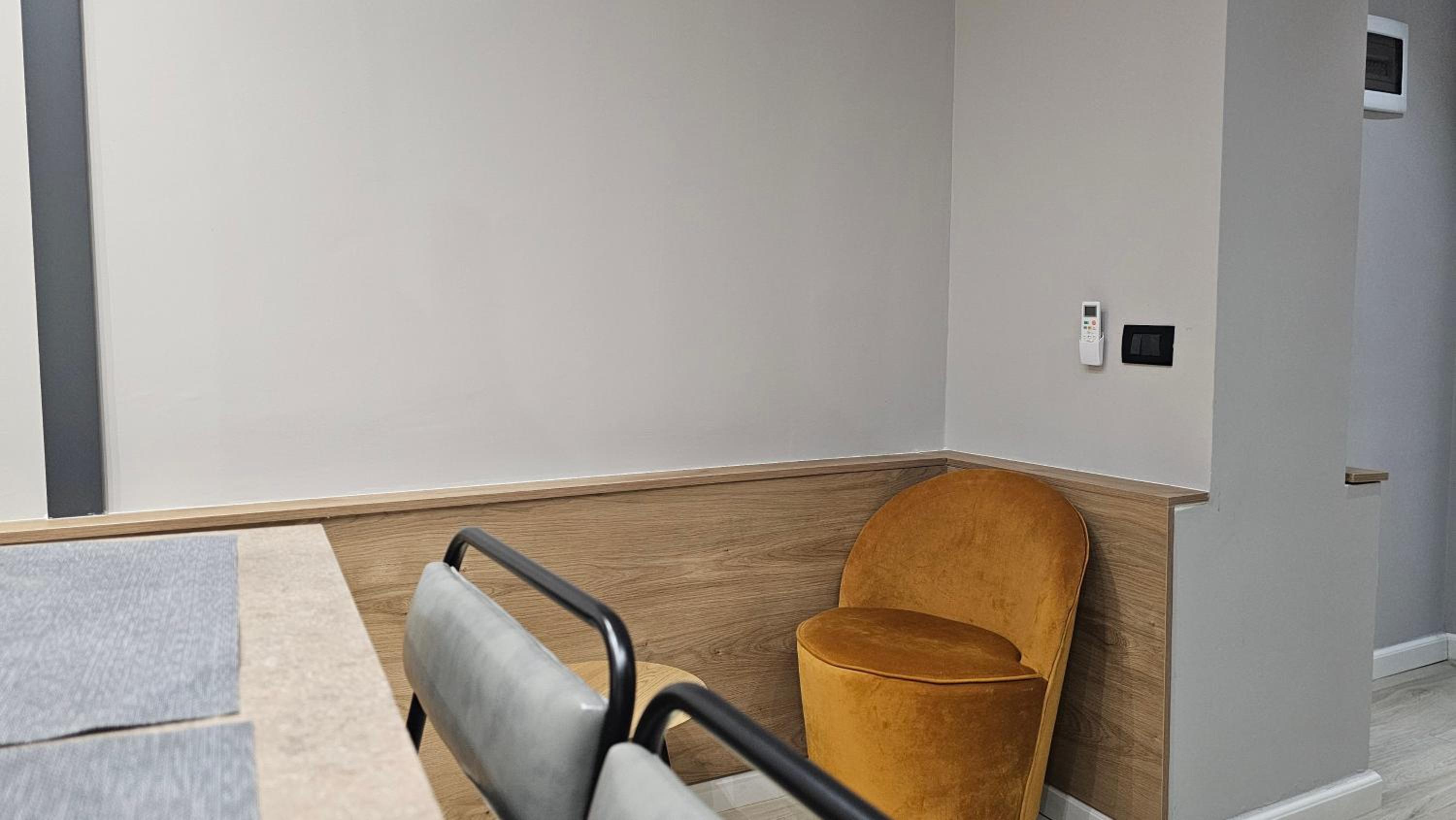 TAM Center Studio Apartment Next To Blloku No2