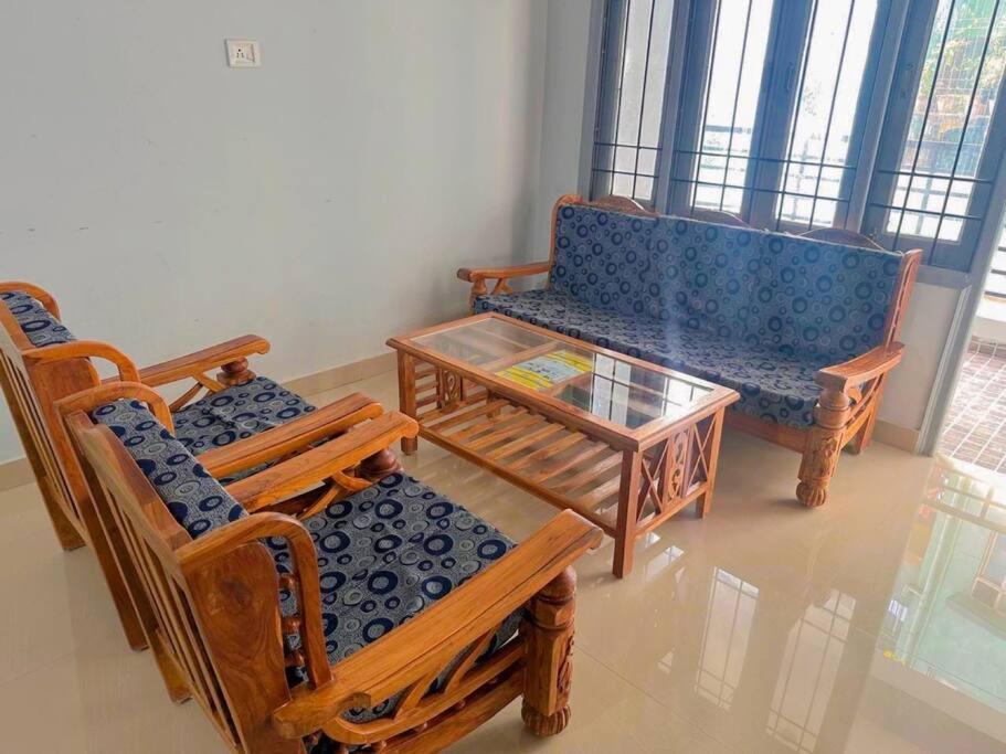 Peaceful, Private, Perfect 2BHK 101