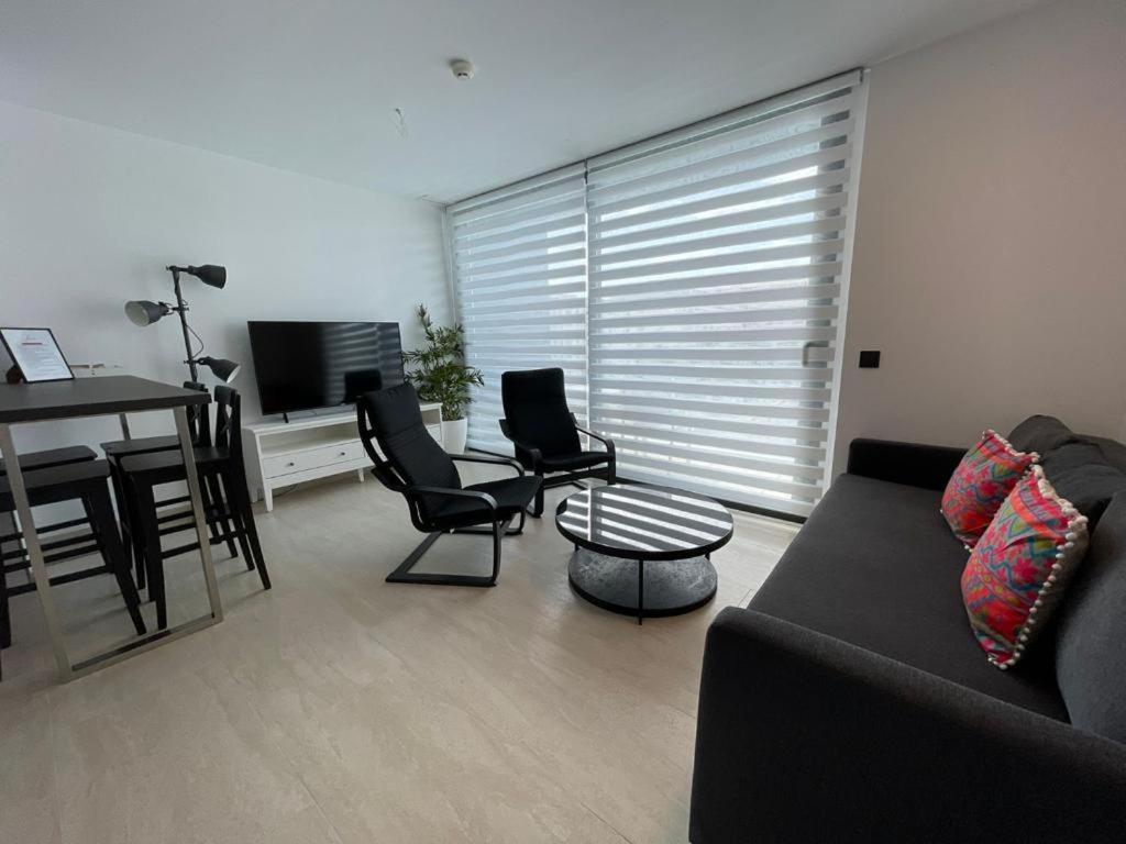 LHOME CÁDIZ