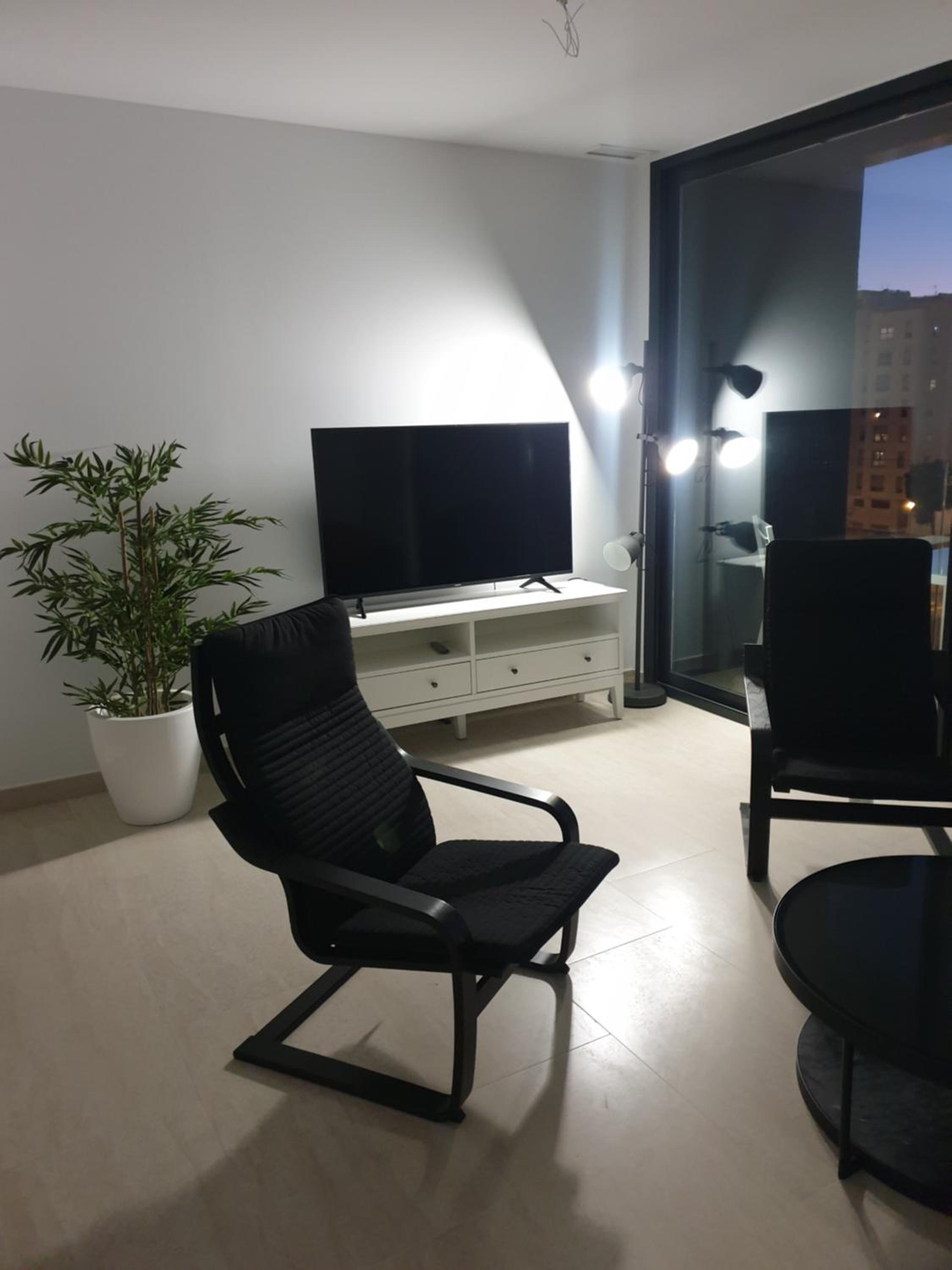 LHOME CÁDIZ