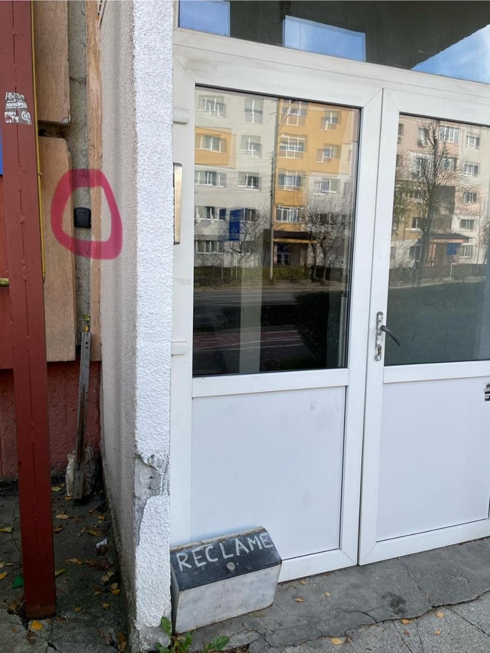 Luxury Apartment with FREE PARKING