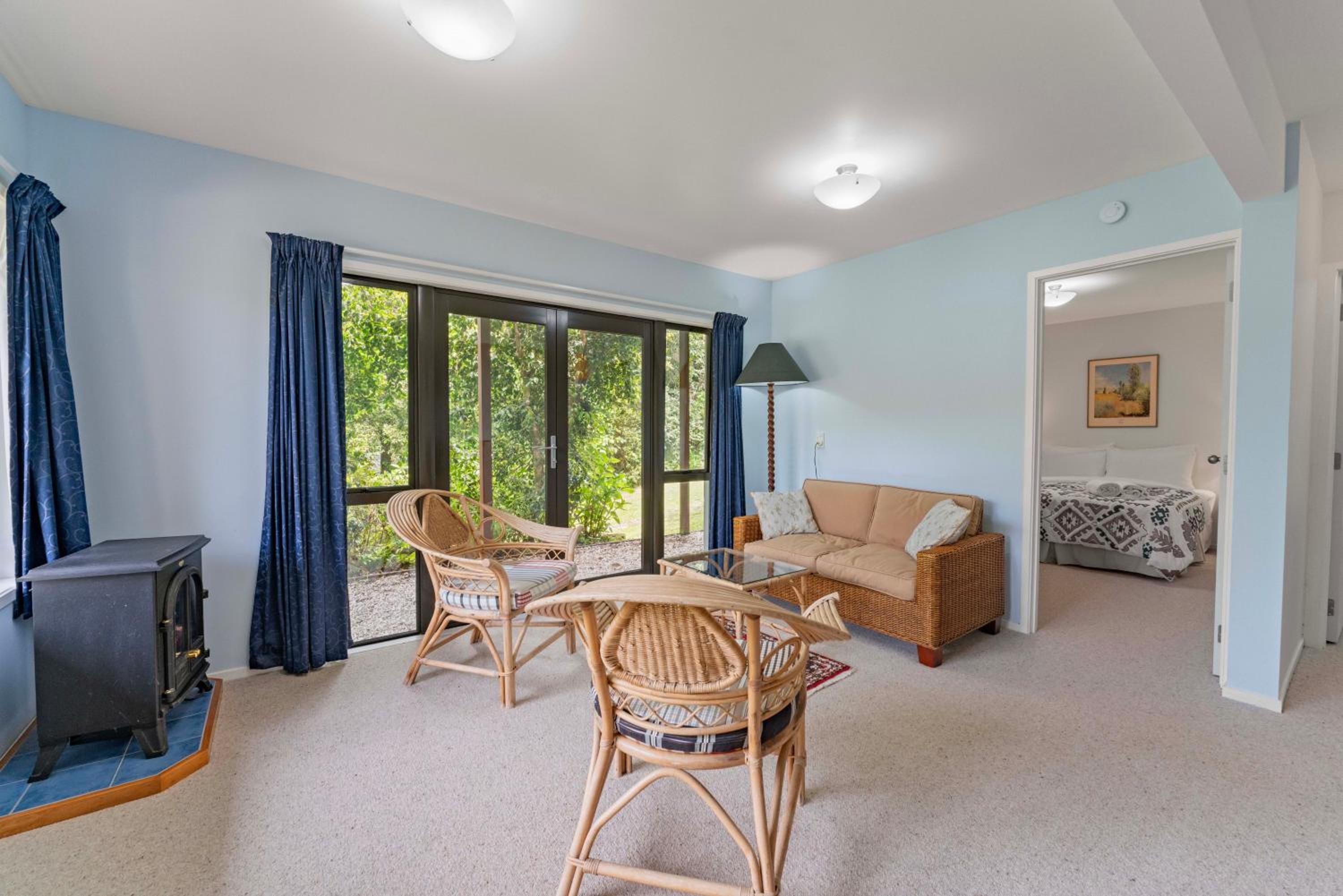 Harbour Lights - Lake Taupo Holiday Home