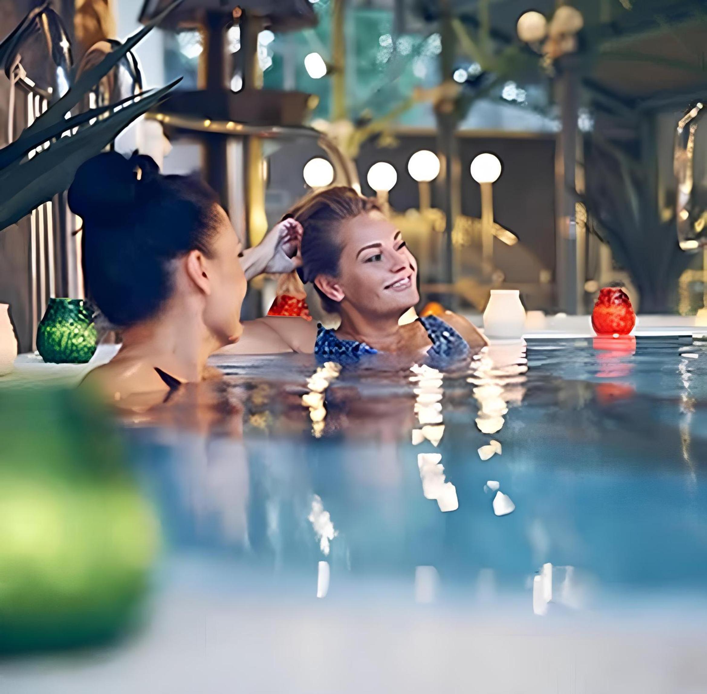 Seaside Luxury Spa Apartment Sauna Jacuzzi
