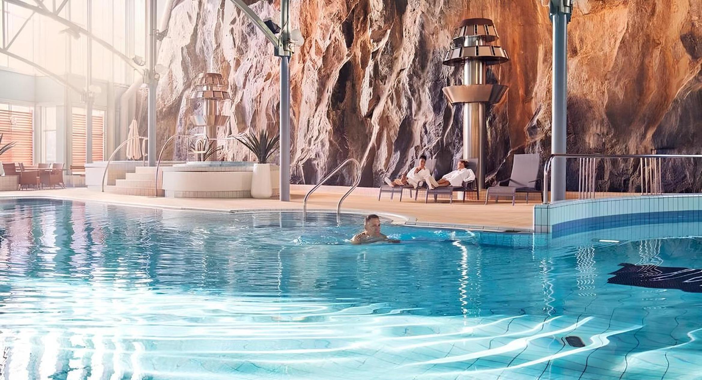 Seaside Luxury Spa Apartment Sauna Jacuzzi