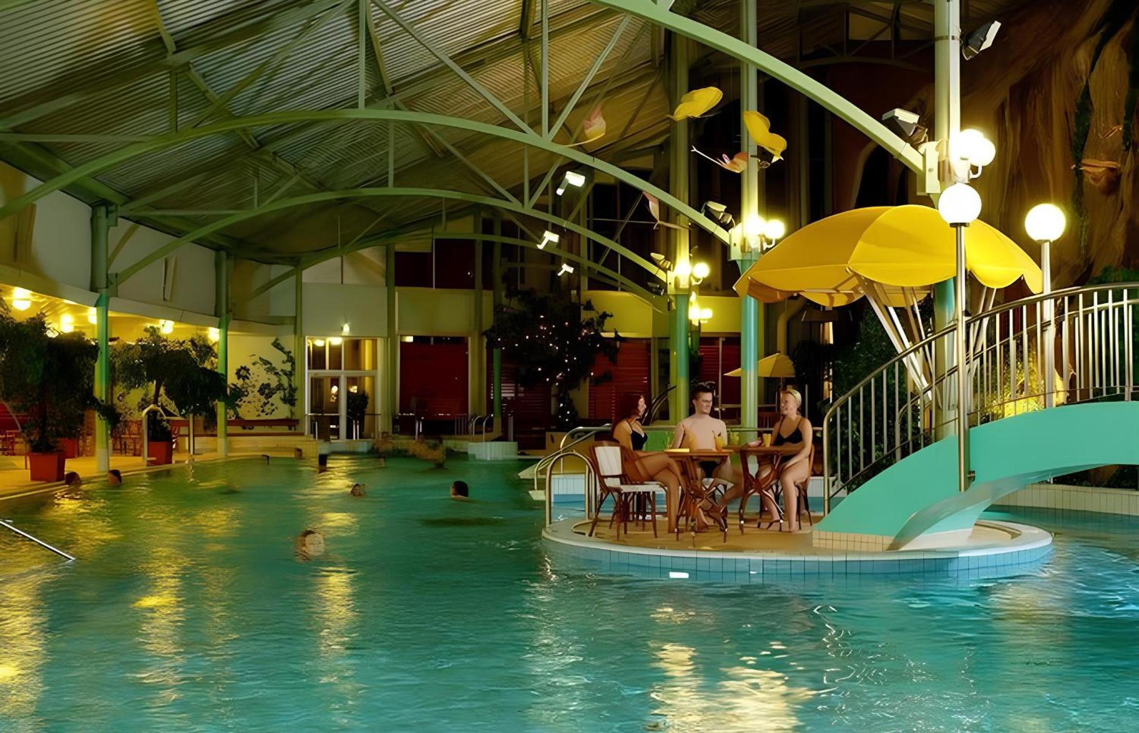 Seaside Luxury Spa Apartment Sauna Jacuzzi