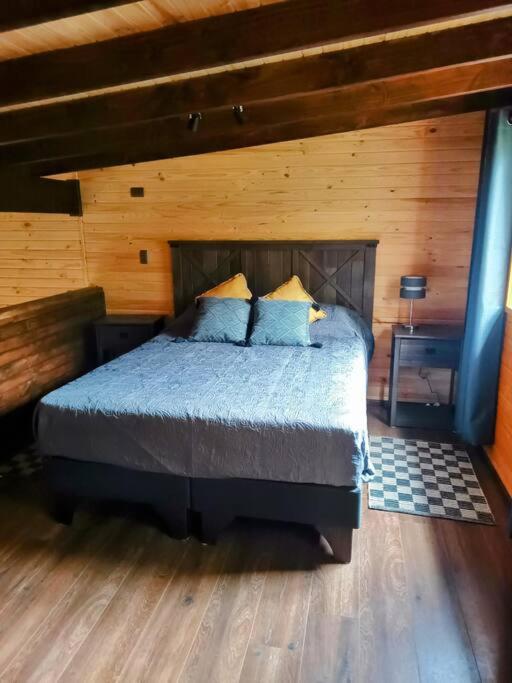 Cabaña en el bosque con opción tina caliente