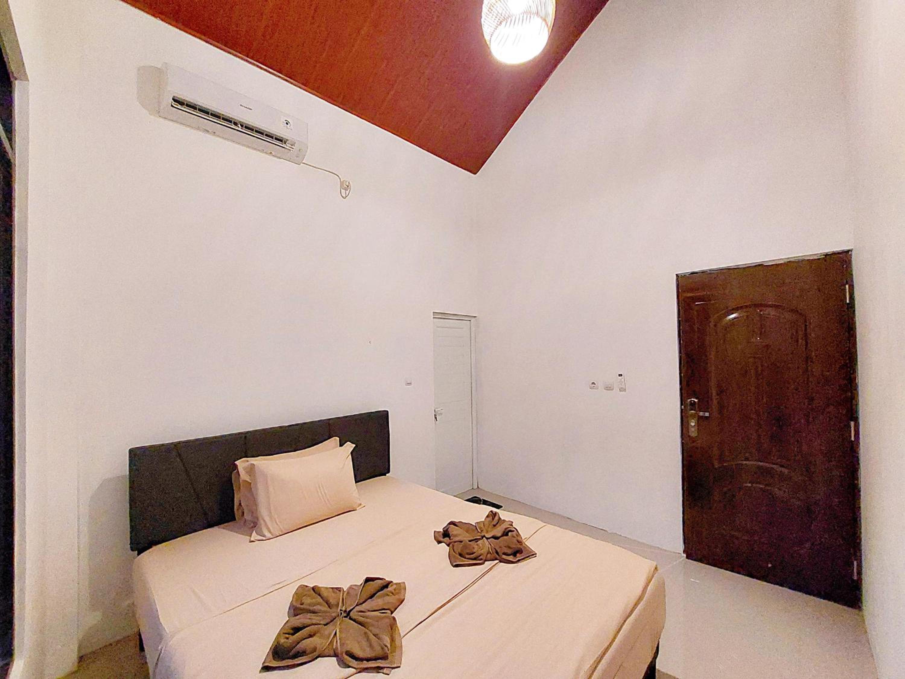 Yustien Homestay Jogja 3 Bedroom - Entire House view 4
