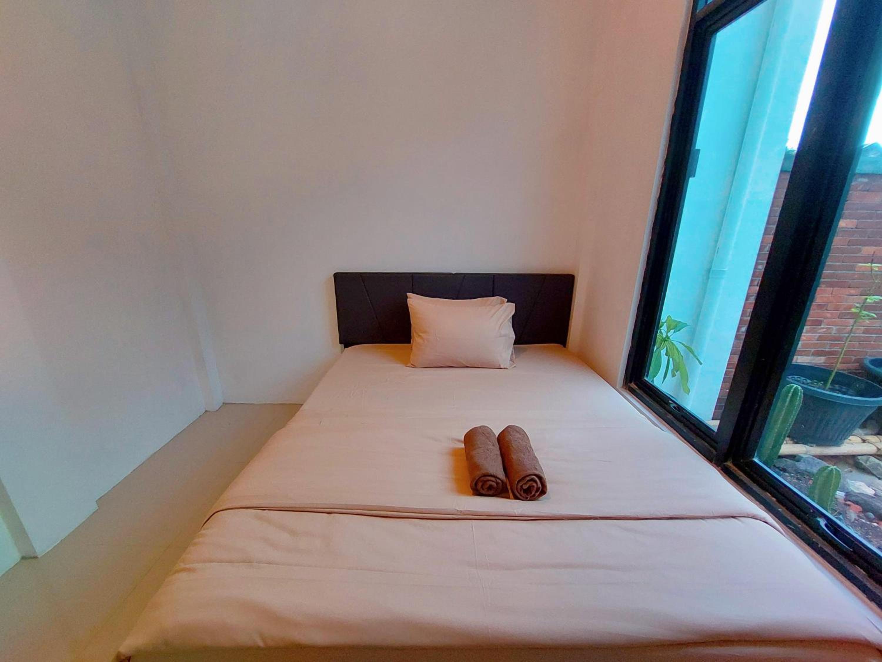 Yustien Homestay Jogja 3 Bedroom - Entire House view 5