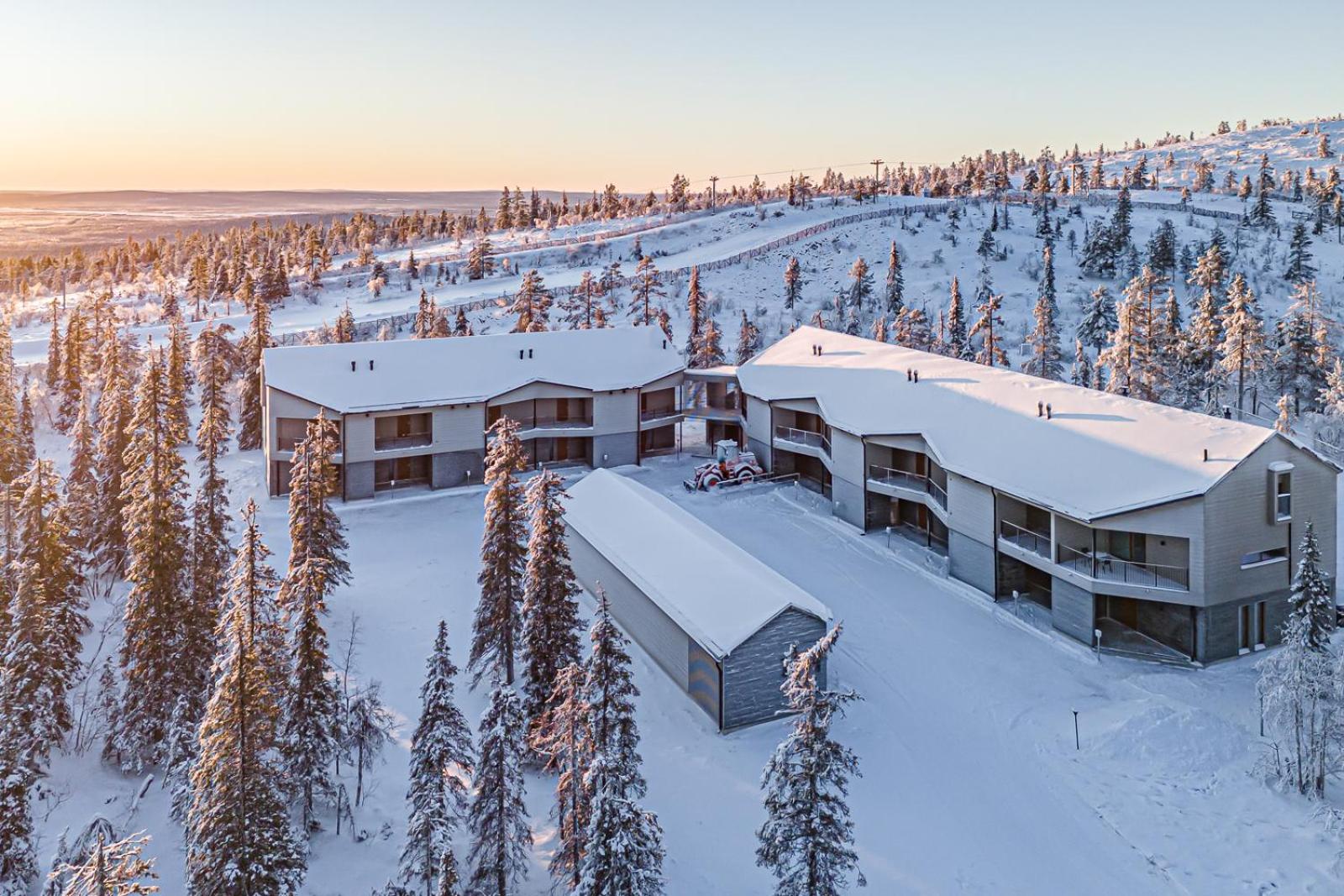 Horizon Chalet Ski-in Ski-out by Aavalevi