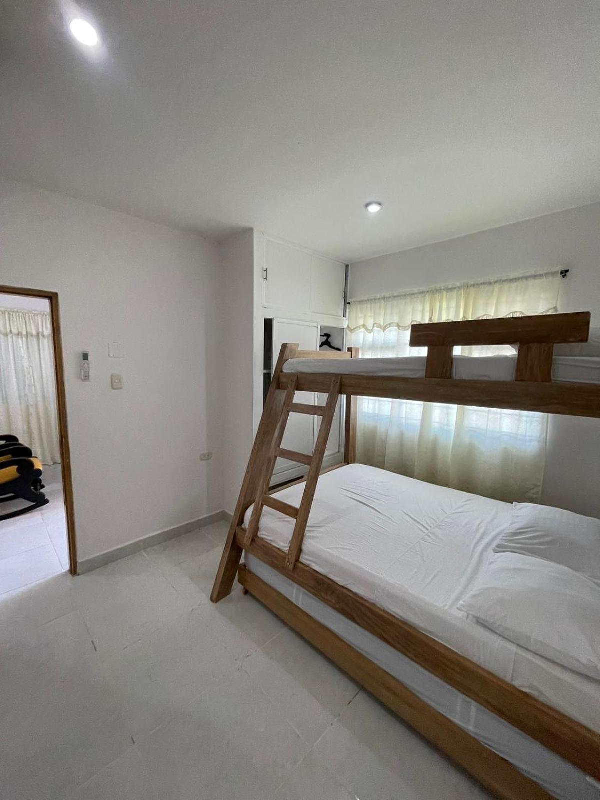 Apartamentos Mila