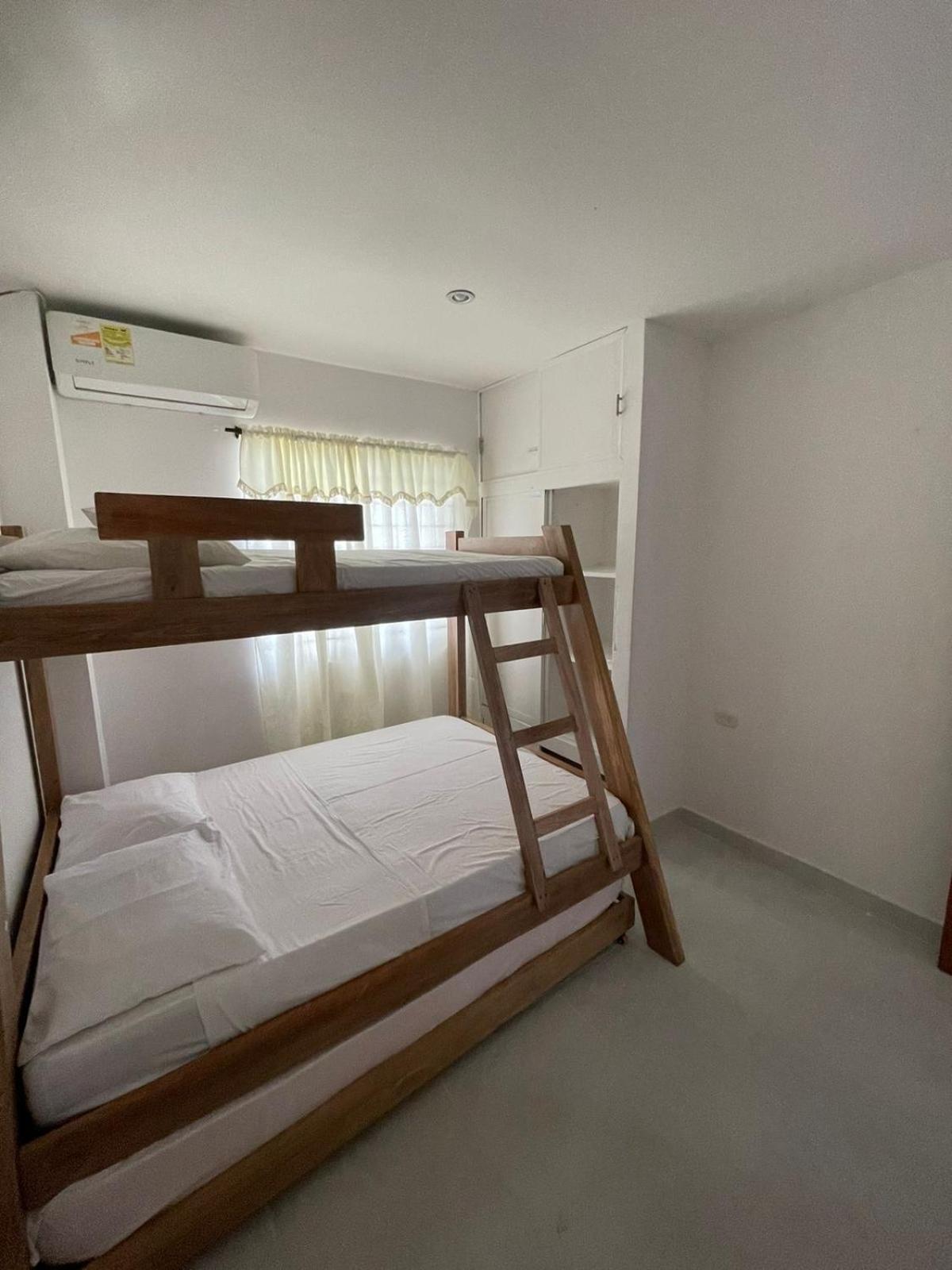Apartamentos Mila