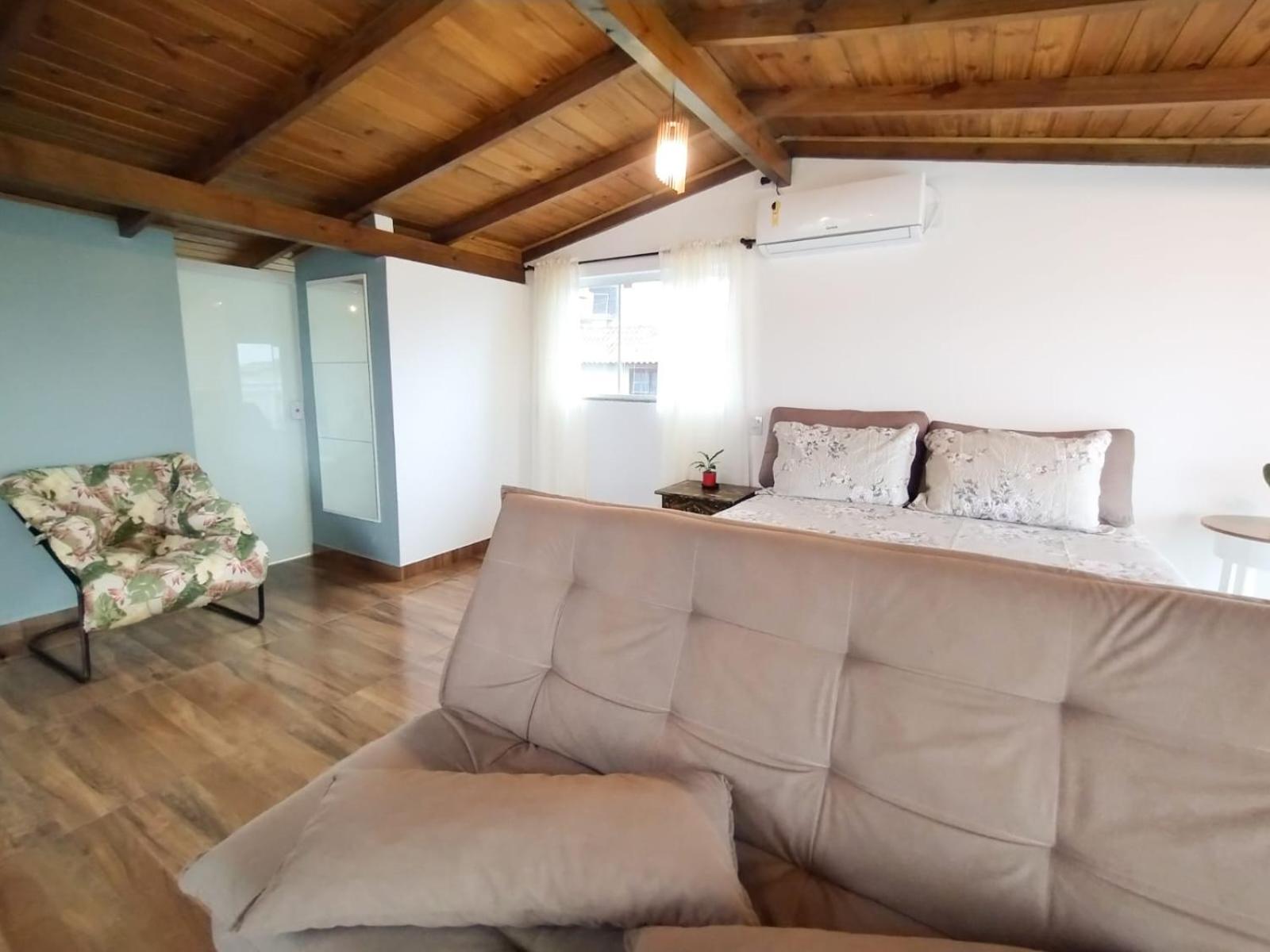 Casa aconchegante a 500 perto da praia