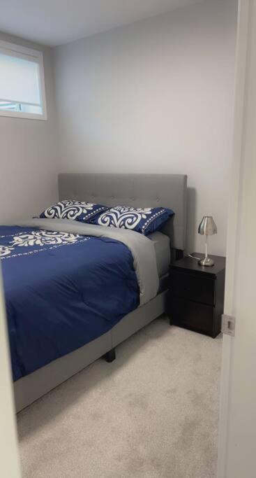 Lovely 2Bd 1Bth suite Free pking separated HVAC