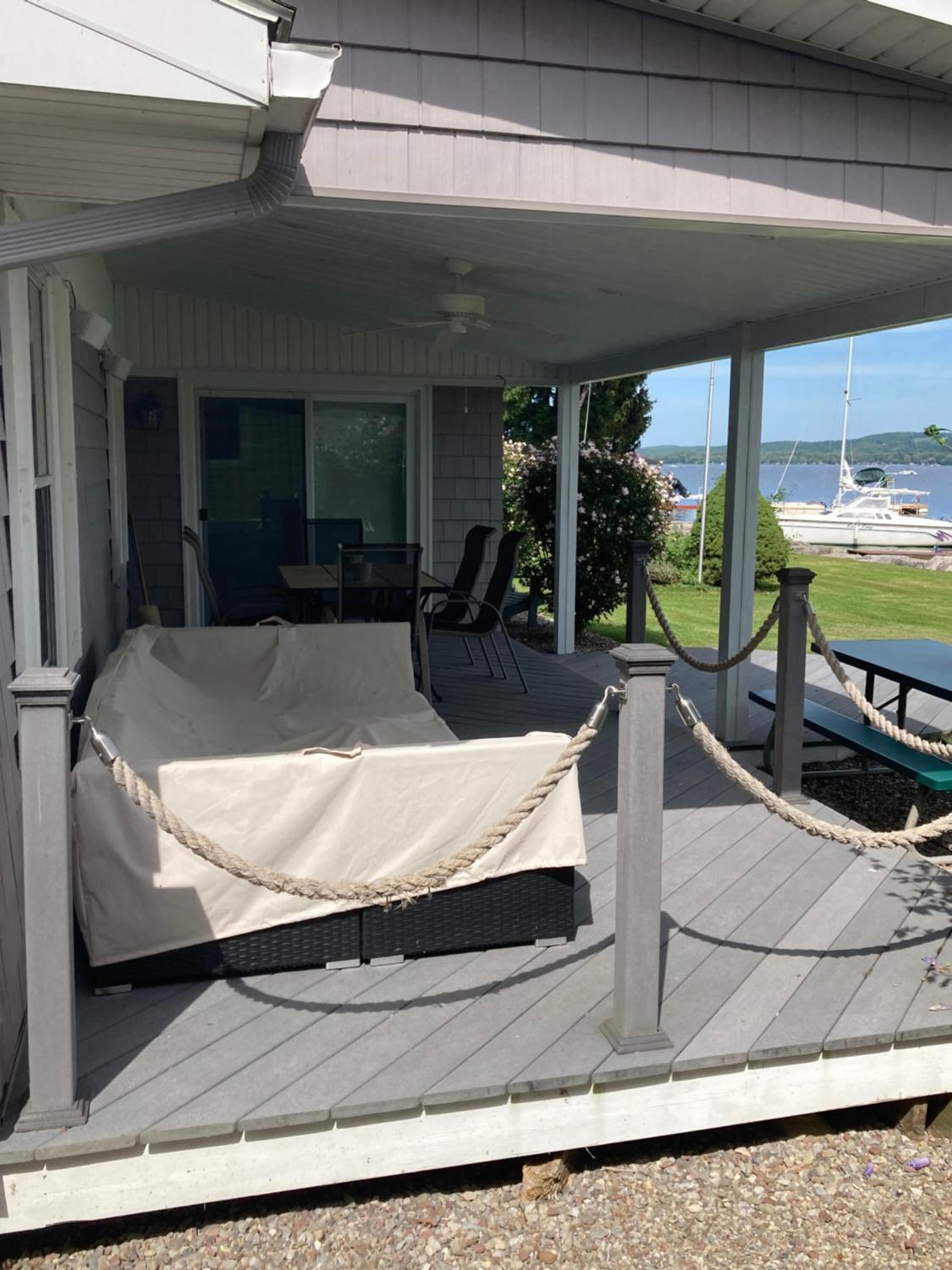 Newly renovated cottage with AC view 2