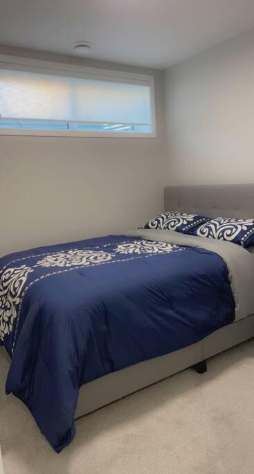 Lovely 2Bd 1Bth suite Free pking separated HVAC