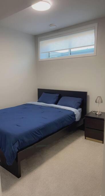 Lovely 2Bd 1Bth suite Free pking separated HVAC
