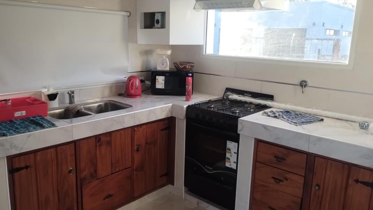 Casa con Pileta en Las Lomas