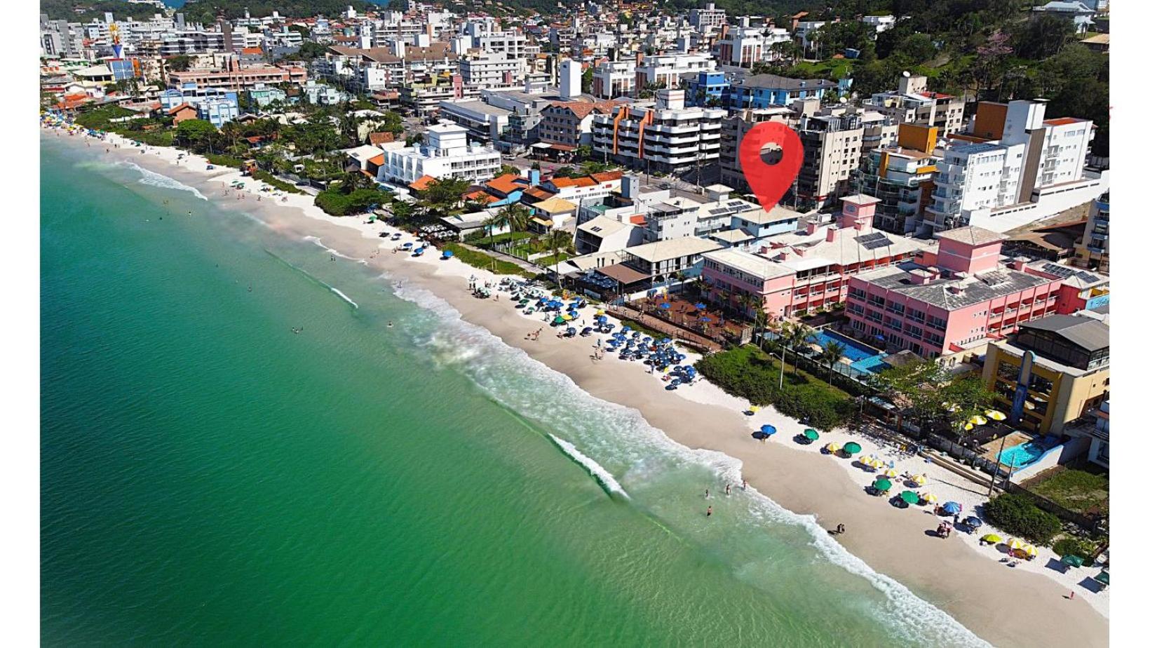 1018 Apartamento na quadra do mar um dormitório