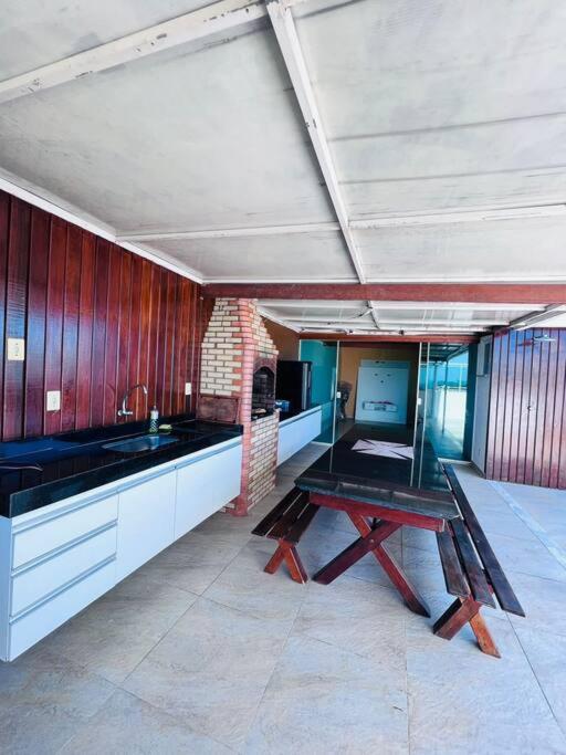 Cobertura Duplex Com Piscina e Vista mar