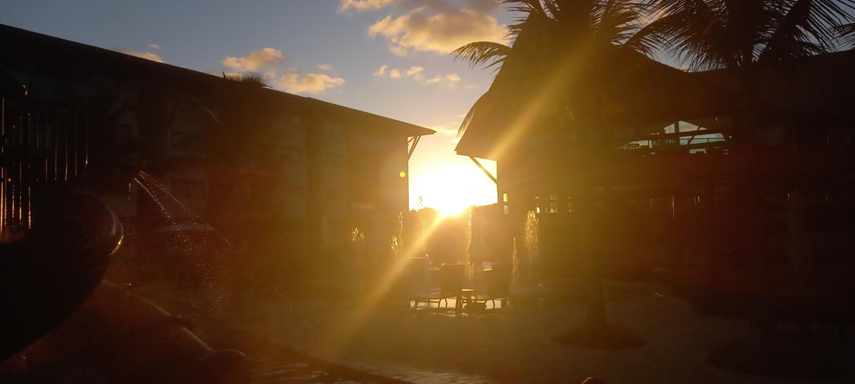 Café da manhã incluso- Polinesia Resort - Porto de Galinhas - Apartamentos com somente 1 opção de Térreo com Piscina Privativa - Acesso ao Hotel Samoa