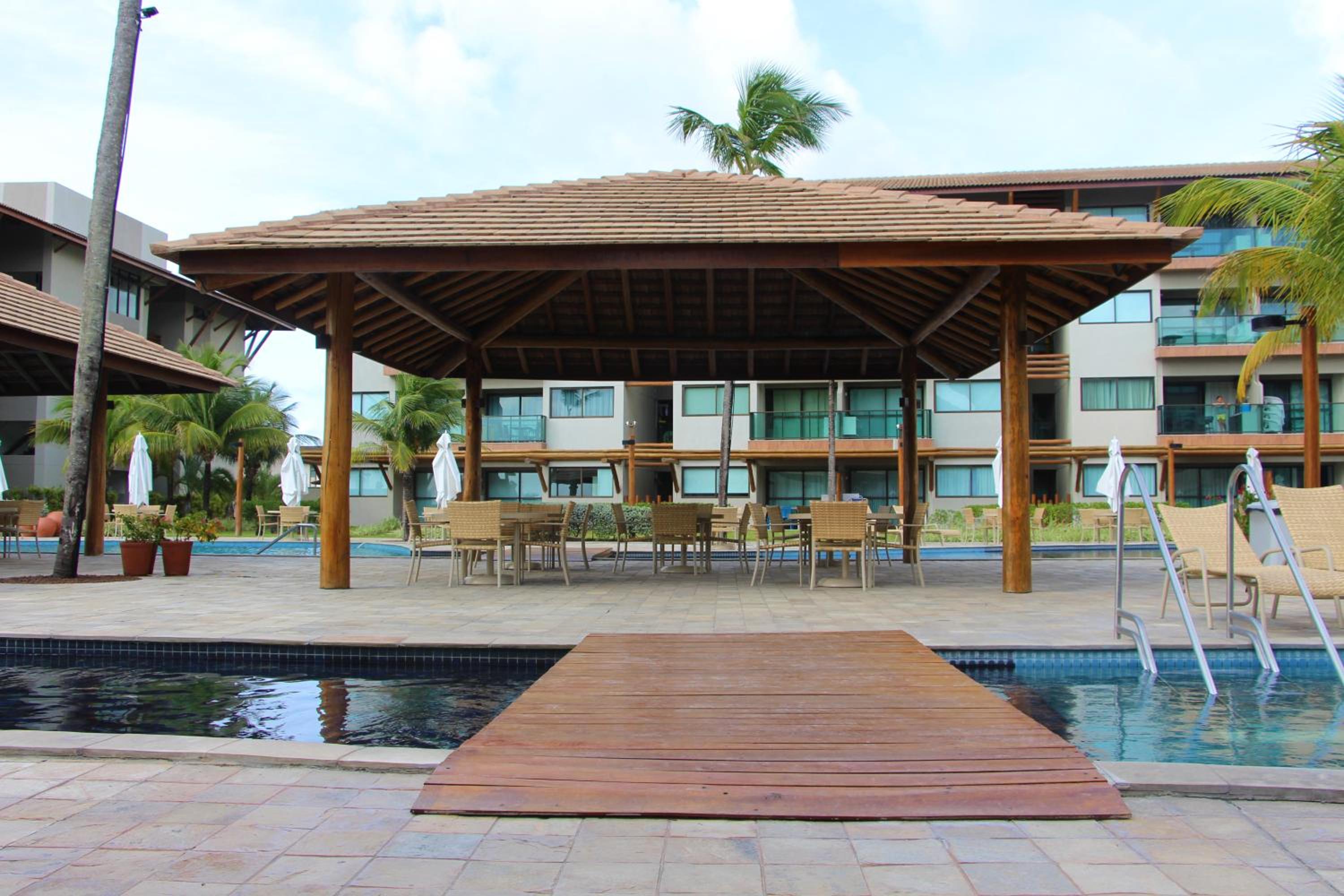 Café da manhã incluso- Polinesia Resort - Porto de Galinhas - Apartamentos com somente 1 opção de Térreo com Piscina Privativa - Acesso ao Hotel Samoa