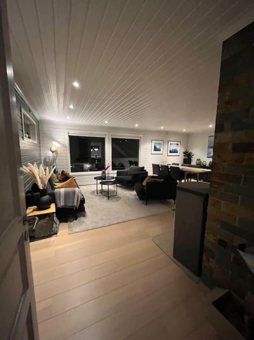 3 bedroom Villa, close to cable car, with sauna