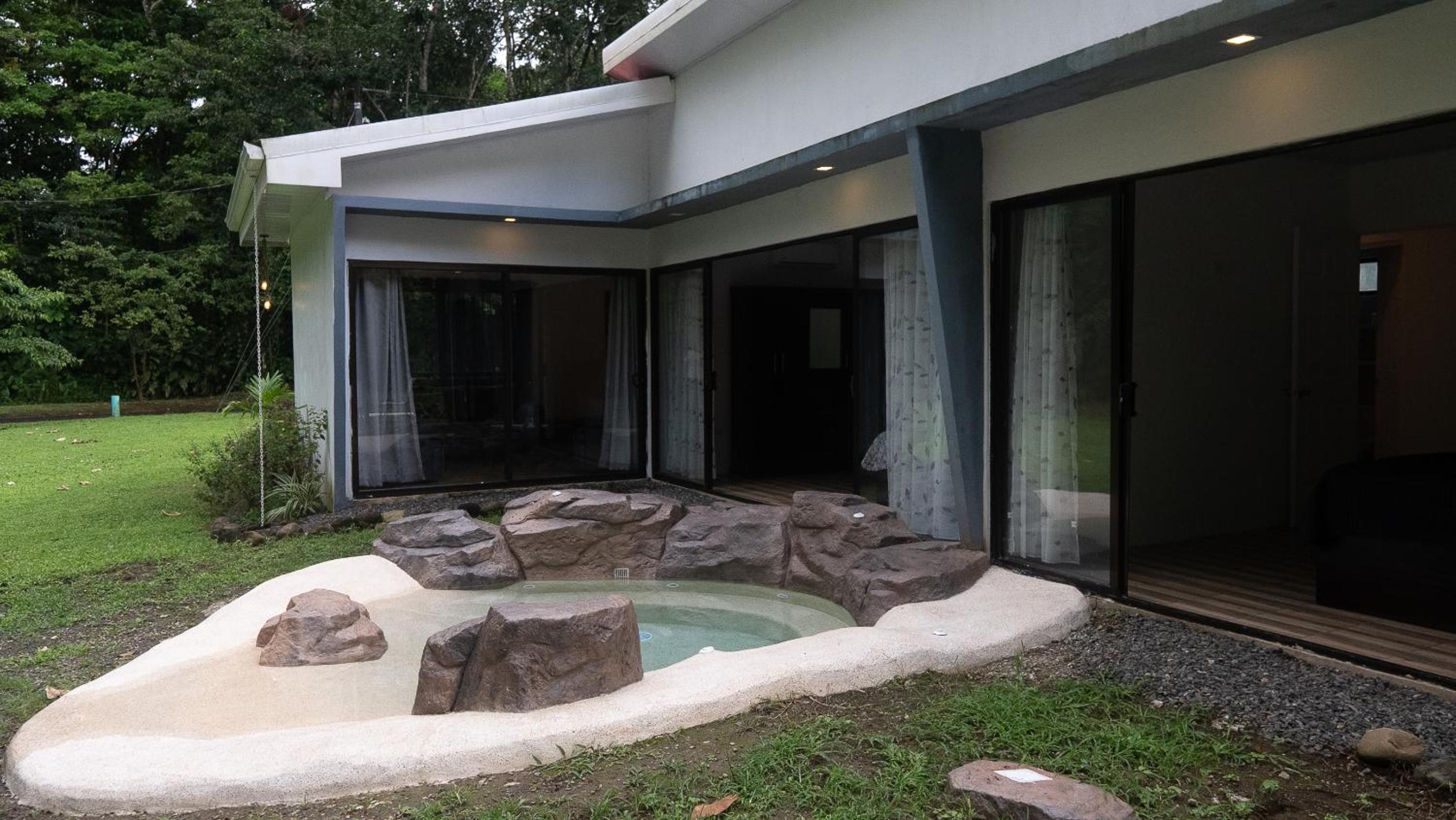 Holly House La Fortuna