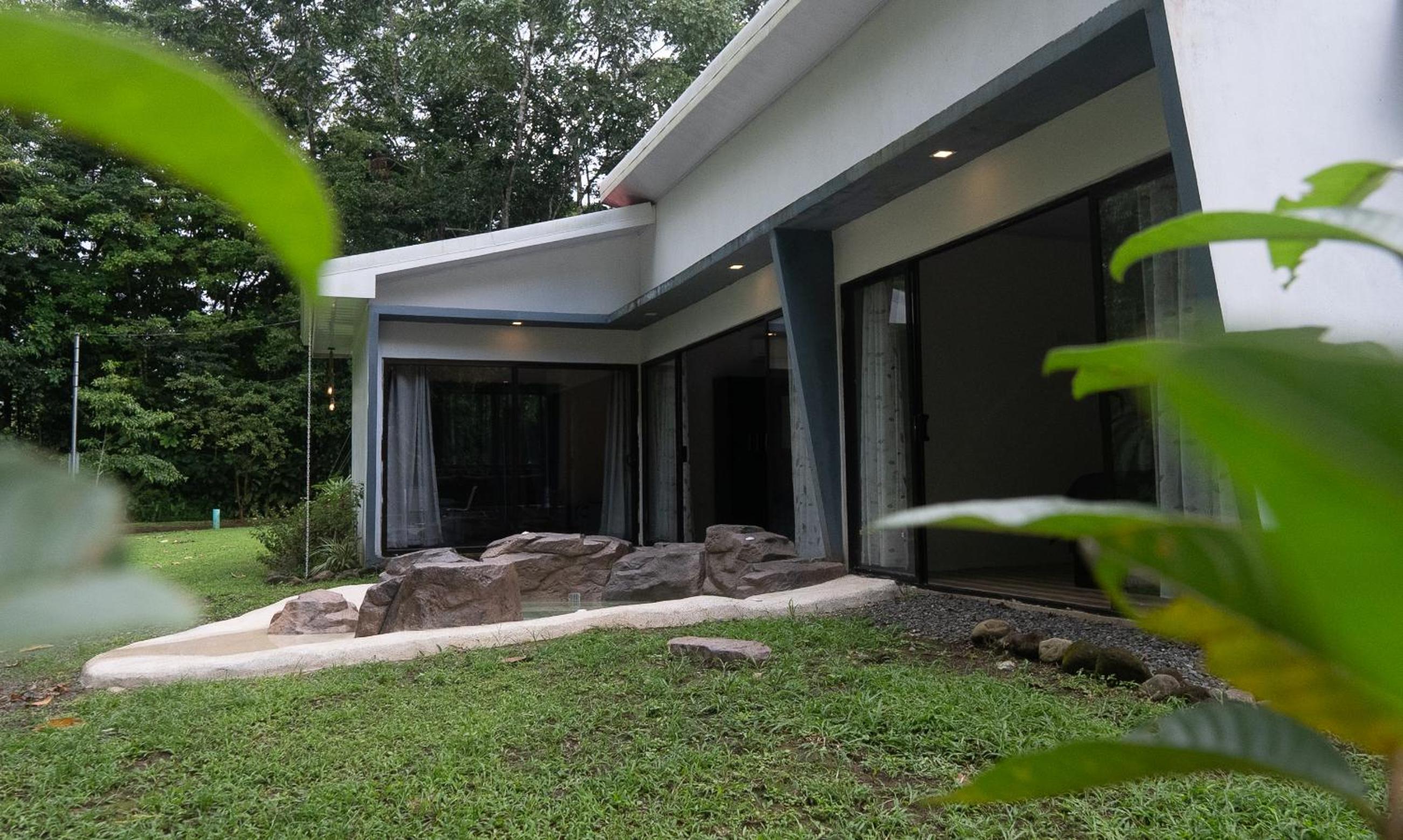Holly House La Fortuna