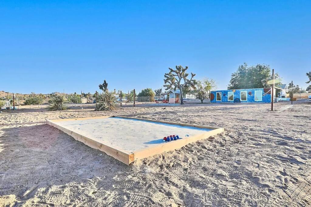 Chic Oasis, Pool, Hot Tub and Games Near Joshua Tree view 5