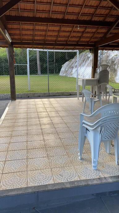 Lindo sítio com área de lazer completa!!!