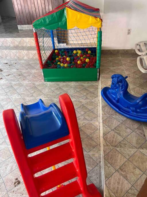 Lindo sítio com área de lazer completa!!!
