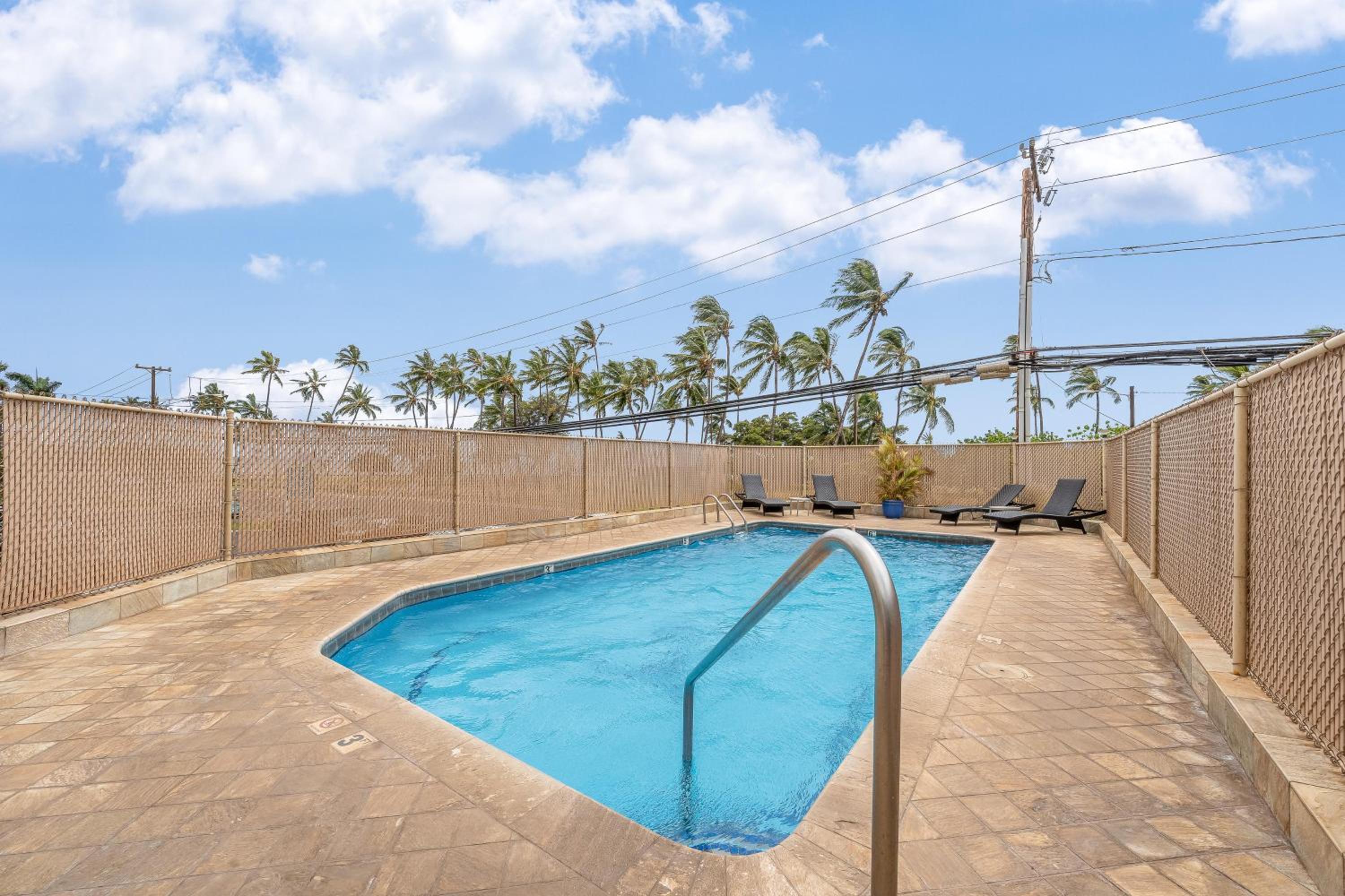 Island Surf 306 · ISF 306 1BD w Ocean Views AC Pool Near Beach