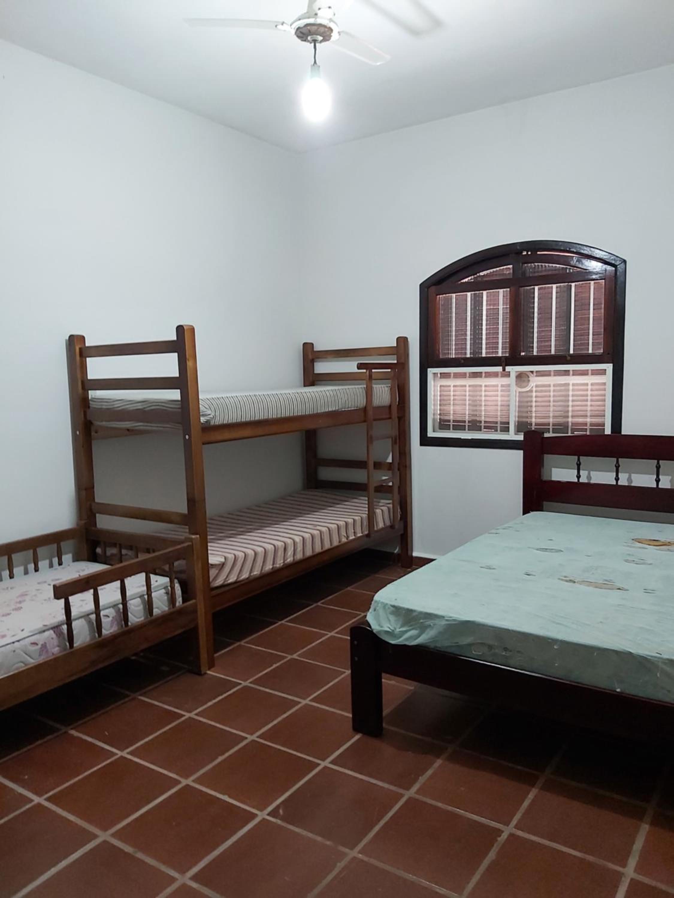 Casa com piscina 100 mts praia, WIFI, jacuzzi