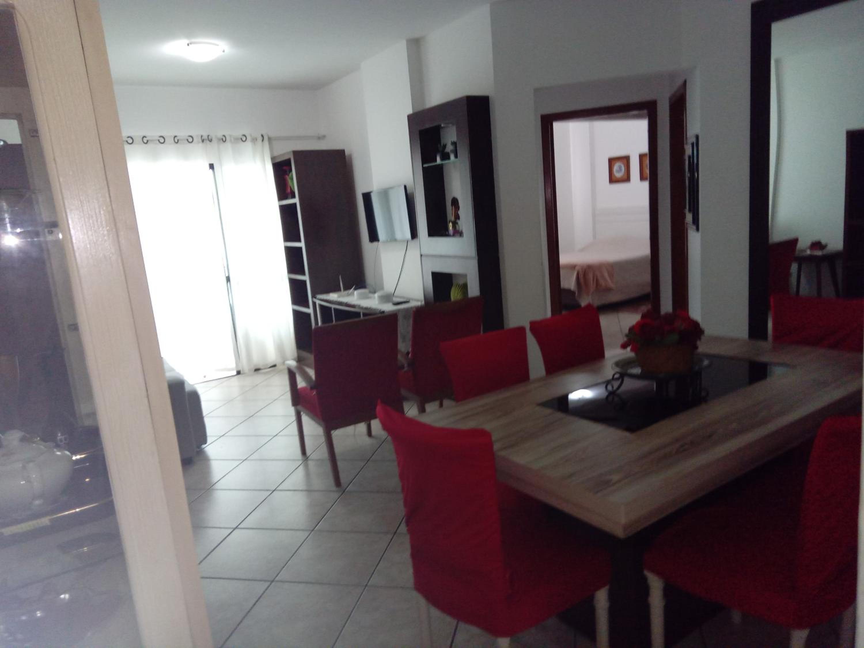Apartamento Dante Tomio
