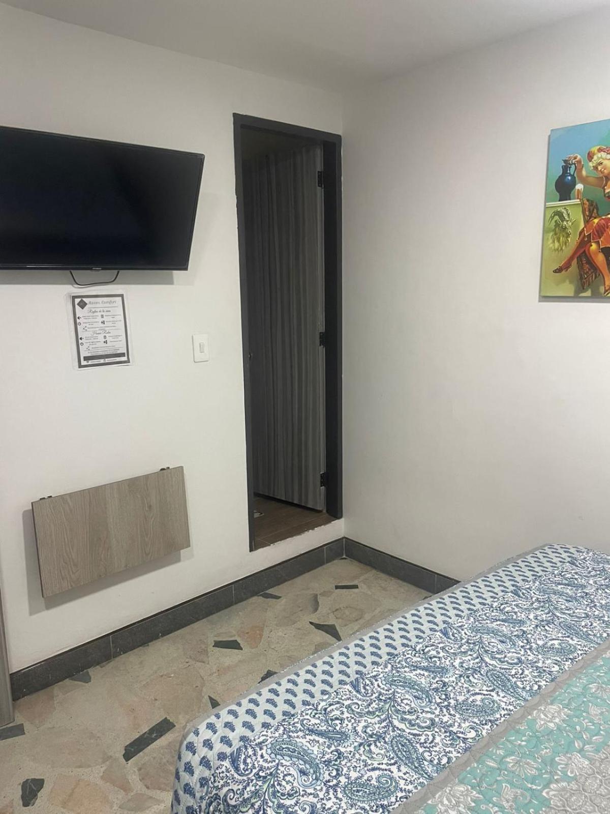 Room cerca al aeropuerto