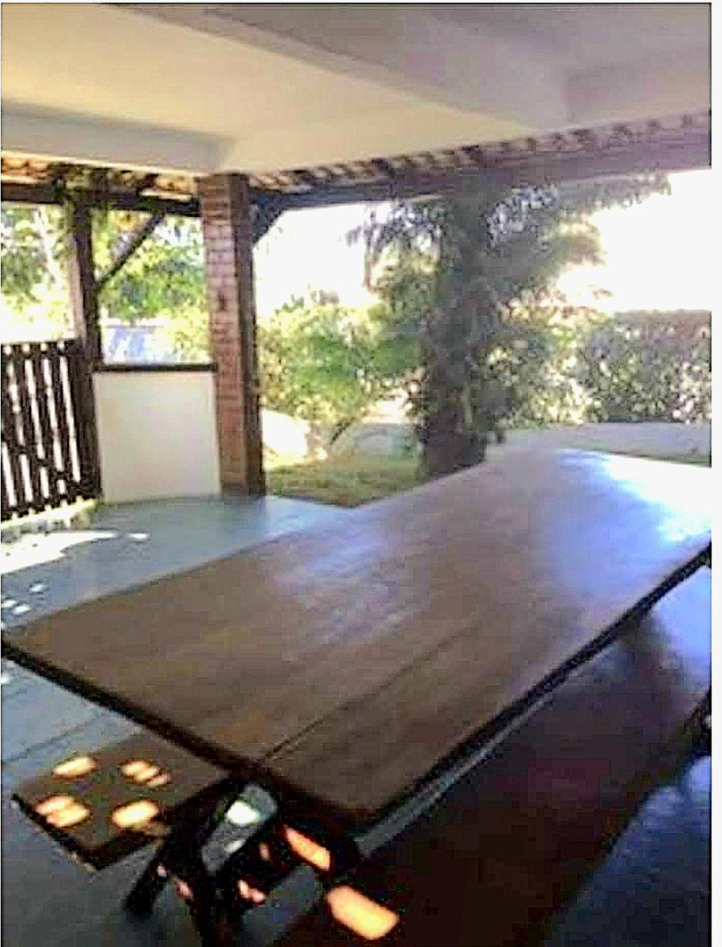 Casa em Condomínio de Alto Padrão