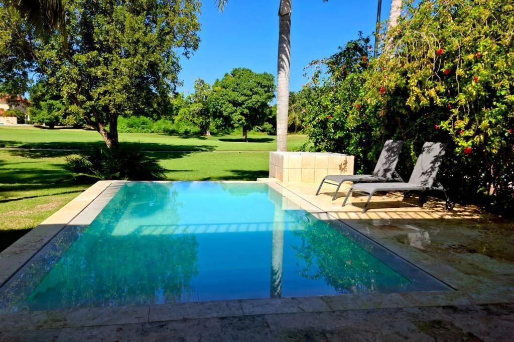 Luxury Villa with infinity pool